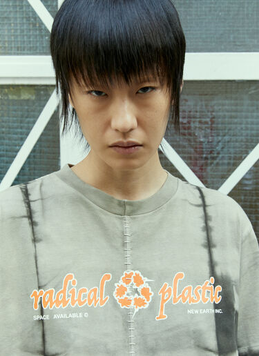 Radical Plastic 2 T-Shirt Space Available Radical Plastic 2 T-Shirt Grey spa0354015