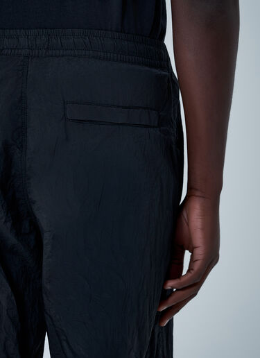 Stone Island Logo Patch Pants Black sto0162010