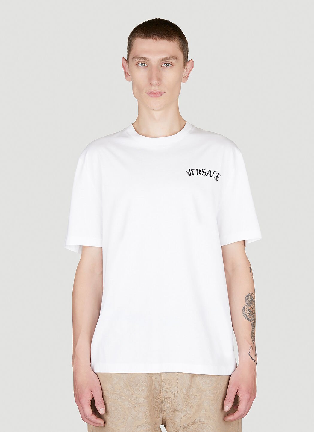 Versace ミラノスタンプ Tシャツ ホワイト ver0154004