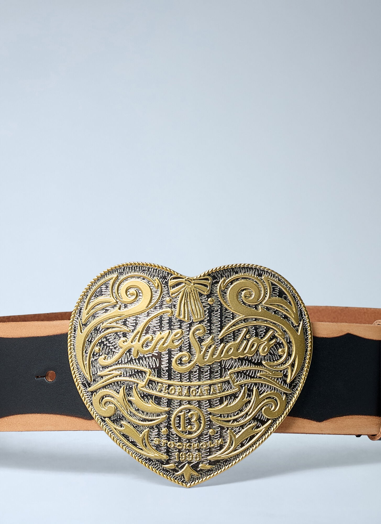  Acne Studios Acne Studios Heart Logo Engraved Belt - Frau Gürtel Camel M 