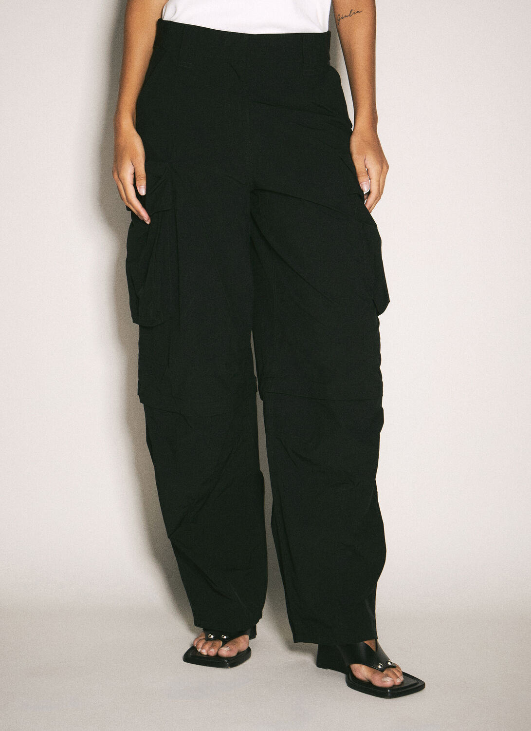 Alexander Wang Logo Cargo Pants In Black