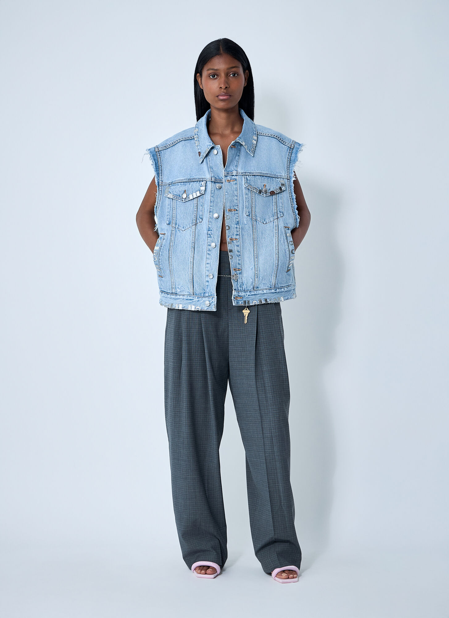  Alexander Wang Alexander Wang Distressed Denim Vest - Frau Jacken Light Blue One Size 