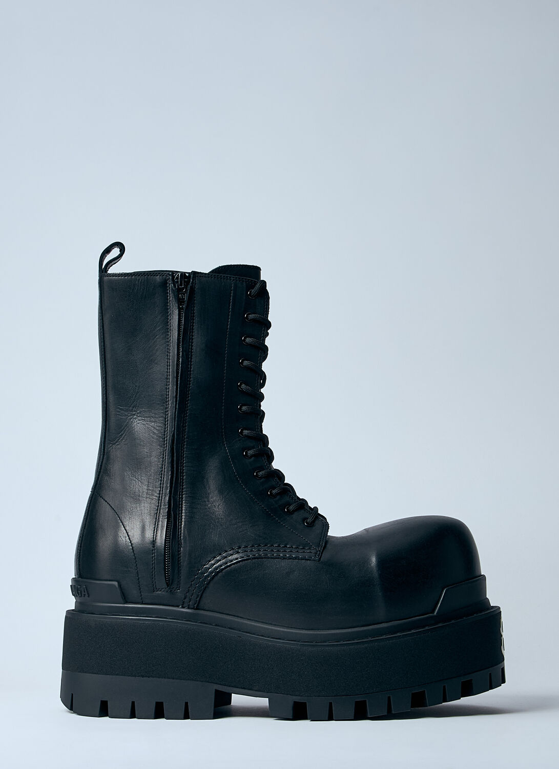 Balenciaga Black Ankle Boots With Logo Plaque On The Front And Side Zips In Leather Man In Black