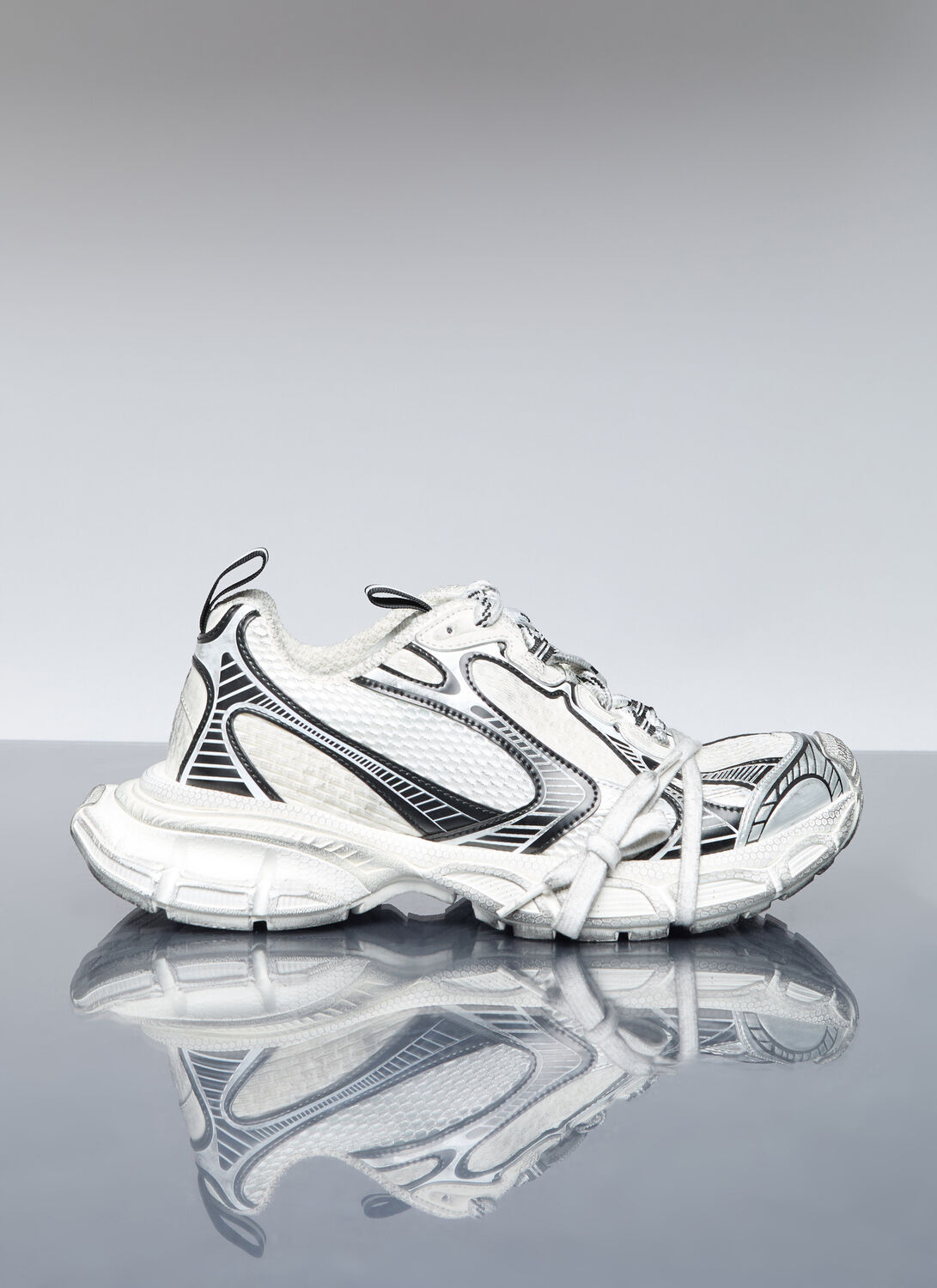 Balenciaga 3xl Modern Comfort Sneakers In White
