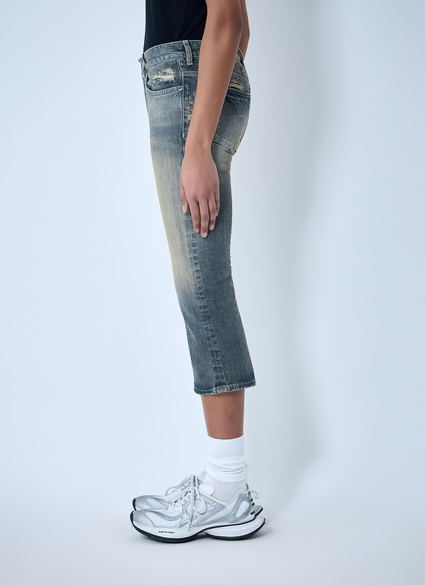  Balenciaga Balenciaga Cropped Distressed Denim Jeans - Frau Jeans Blue 28 
