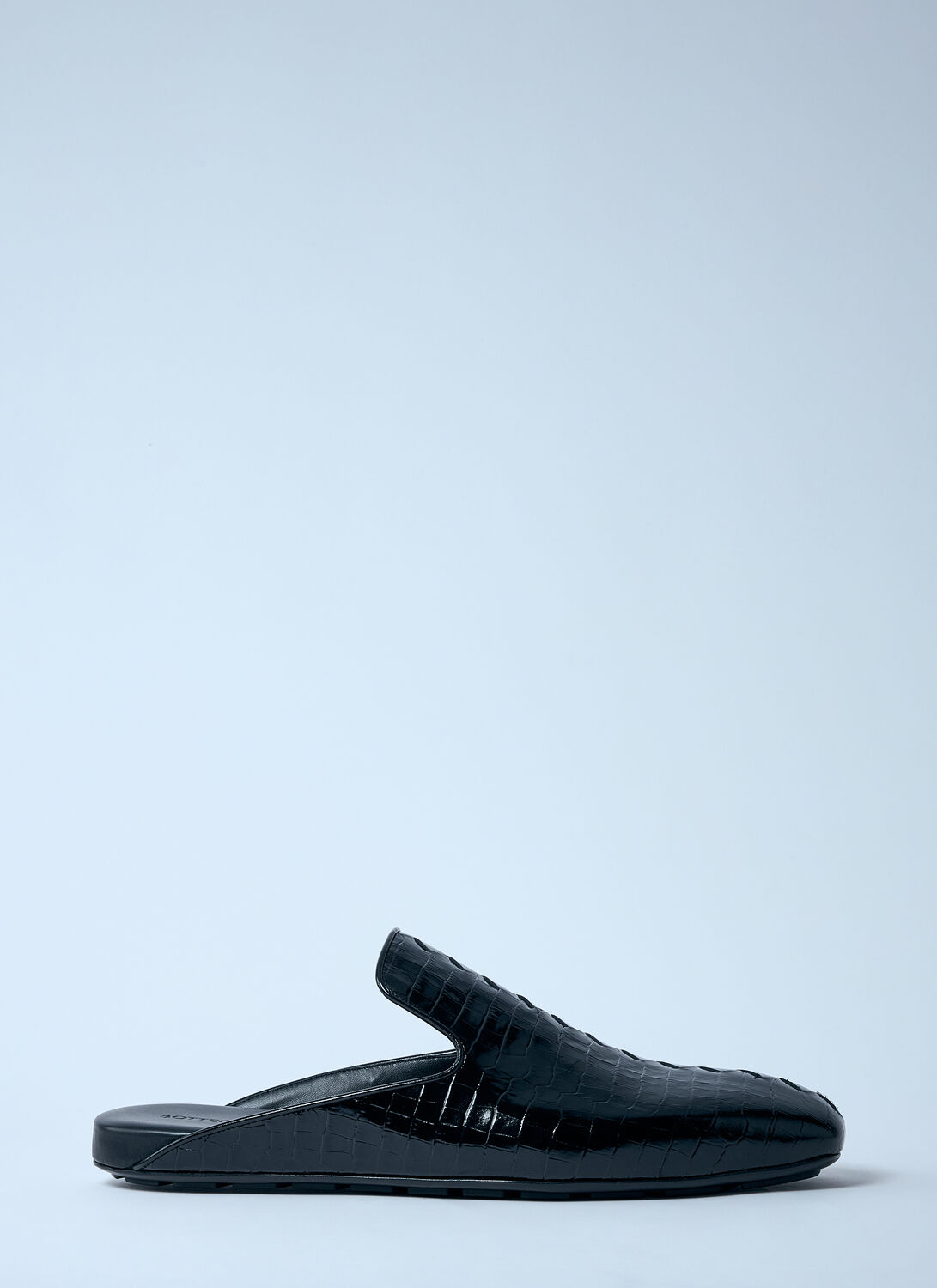 Bottega Veneta Roma Leather Mules In Black