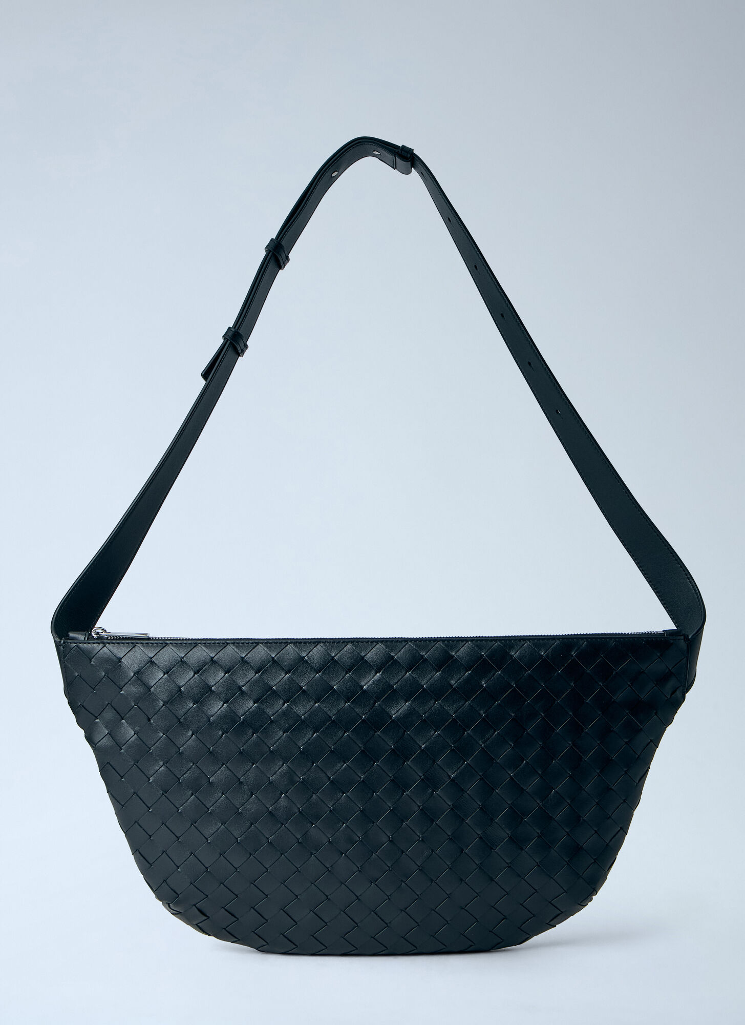 BOTTEGA VENETA Bottega Veneta Intrecciato Leather Crossbody Bag - Man Crossbody Bags Black One Size　ボッテガ ヴェネタ イントレチャート レザー クロスボディ バッグ -