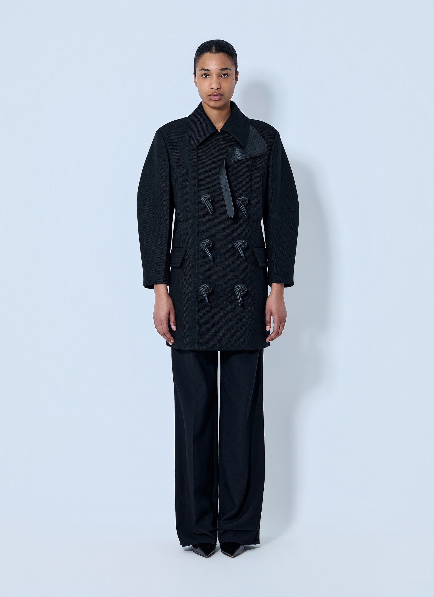 BOTTEGA VENETA Bottega Veneta Double-breasted Coat With Knot Details - Woman Coats Black It - 38　ボッテガ ヴェネタ ダブルブレスト コート ノット ディテール - 女性 コ
