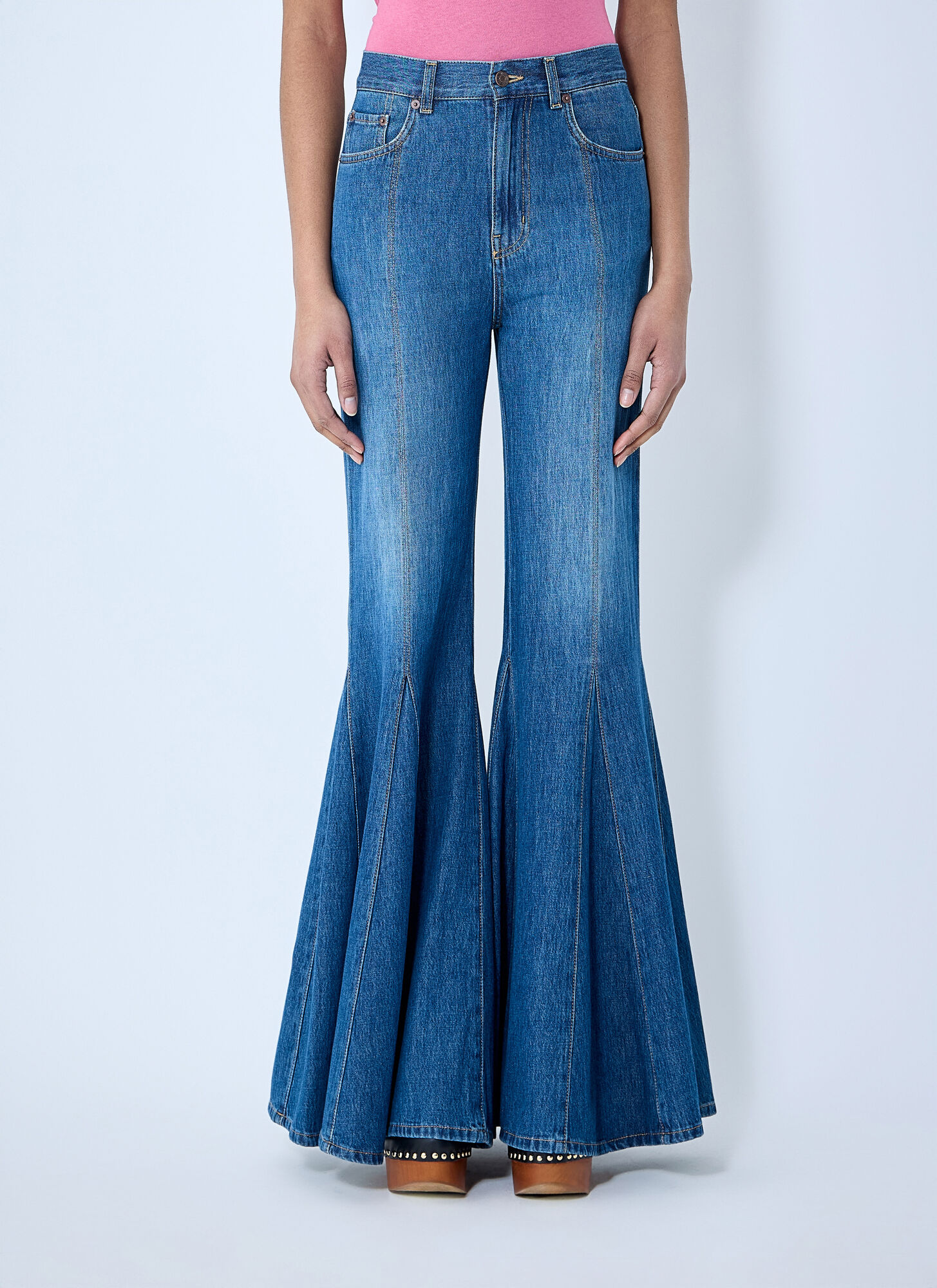 Chloé Fluid Flare Jeans In Blue