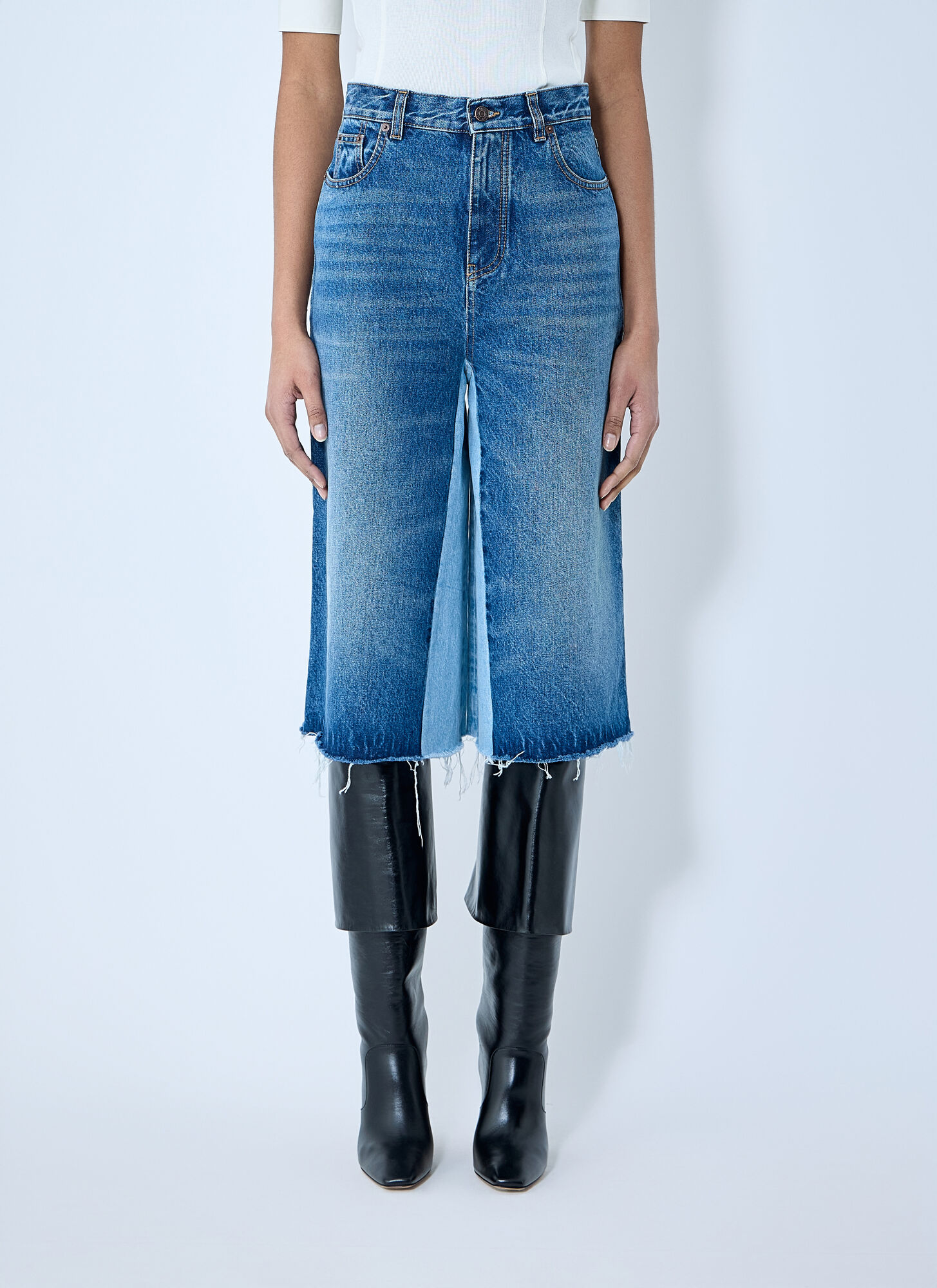 Chloé Two-tone Denim Bermuda Shorts In Blue