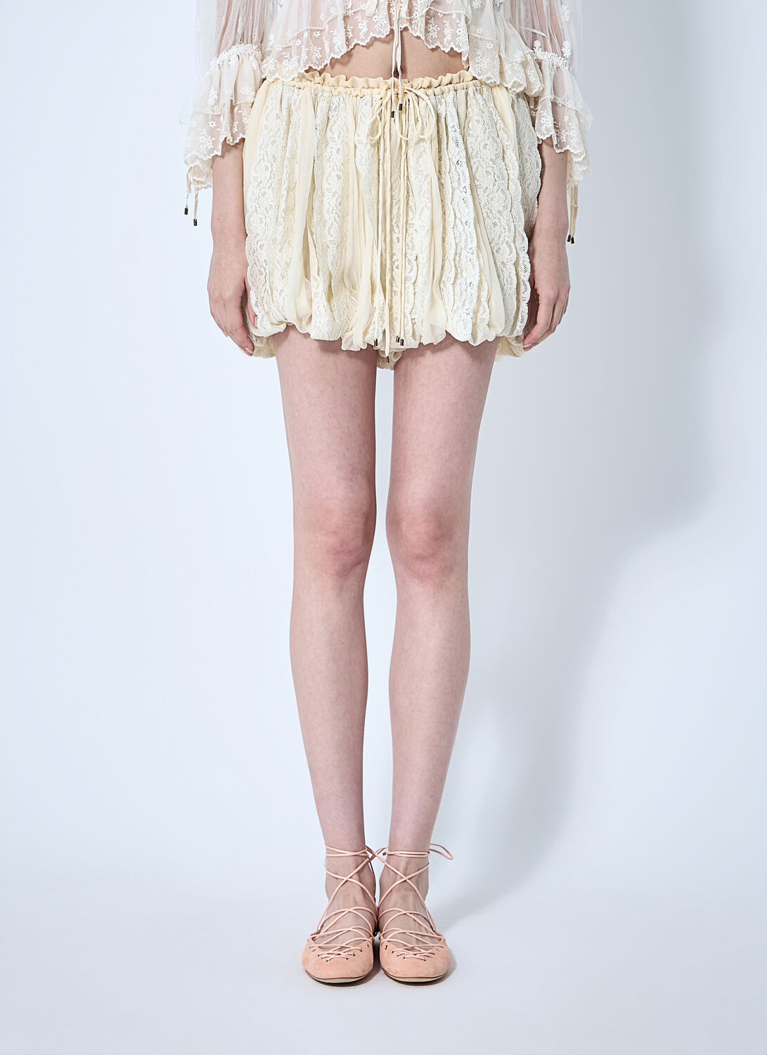 Chloé Mini Balloon Shorts In White