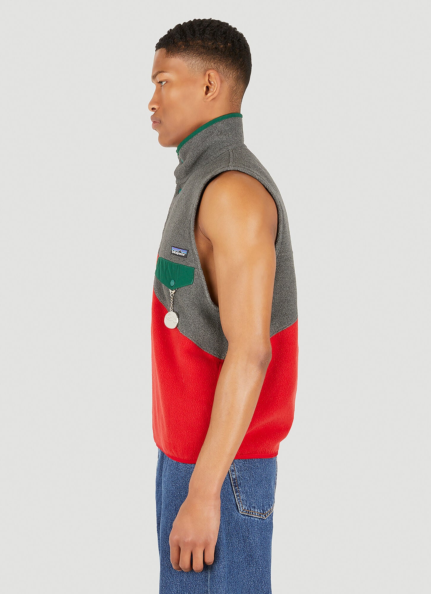  (di)vision (di)vision (di)construct Fleece Split Sleeveless Top - Mann Tops Red S 