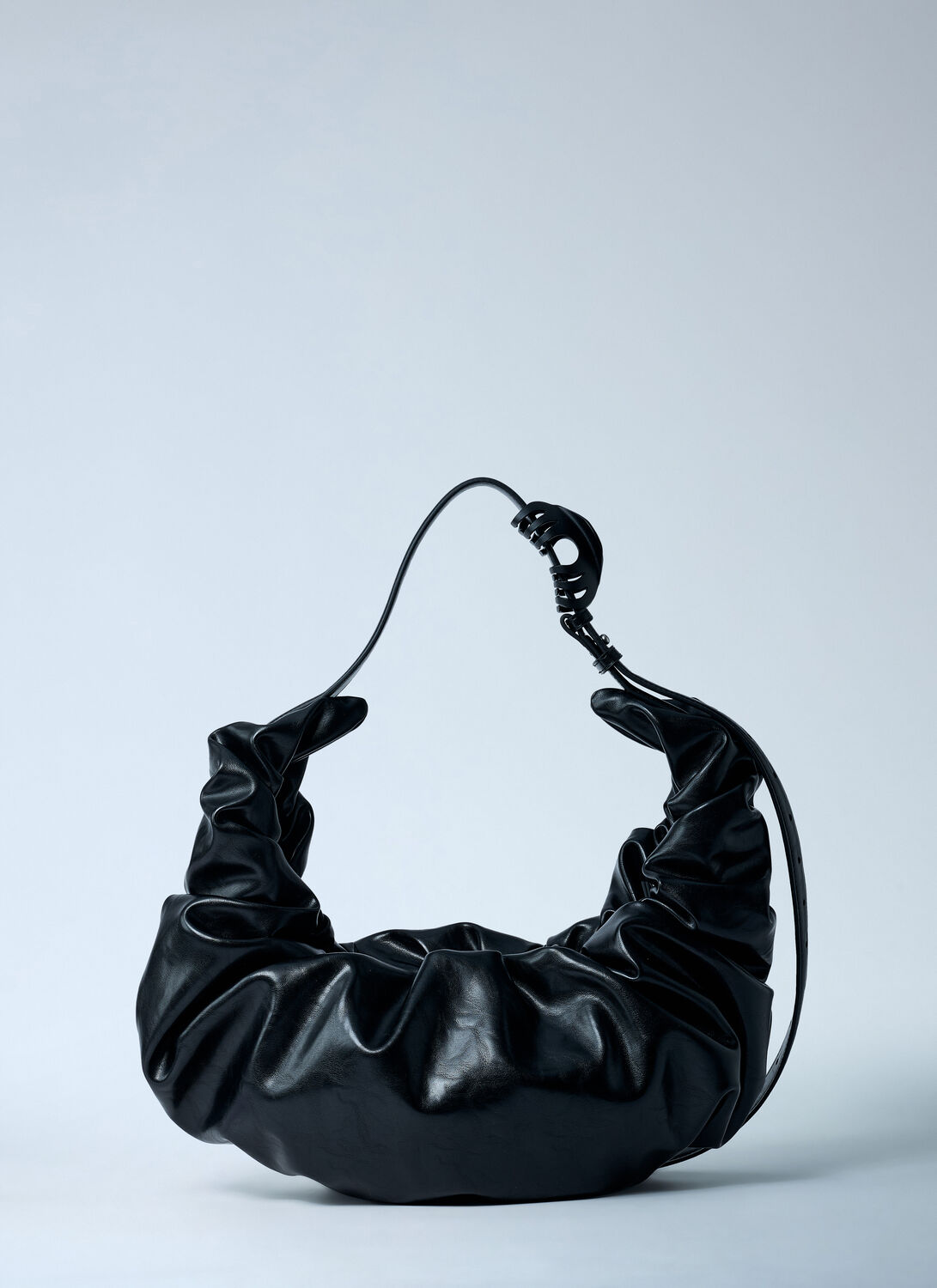 Diesel Large Grab-d Shoulder Bag In Black