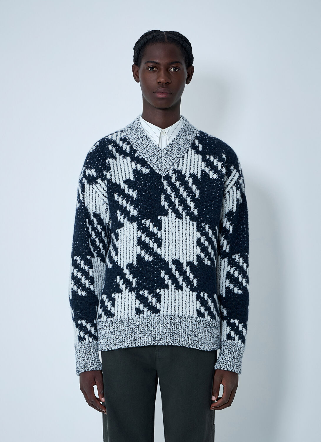 Dries Van Noten Chunky Knit V Neck Sweater With Textured Pattern In Gray