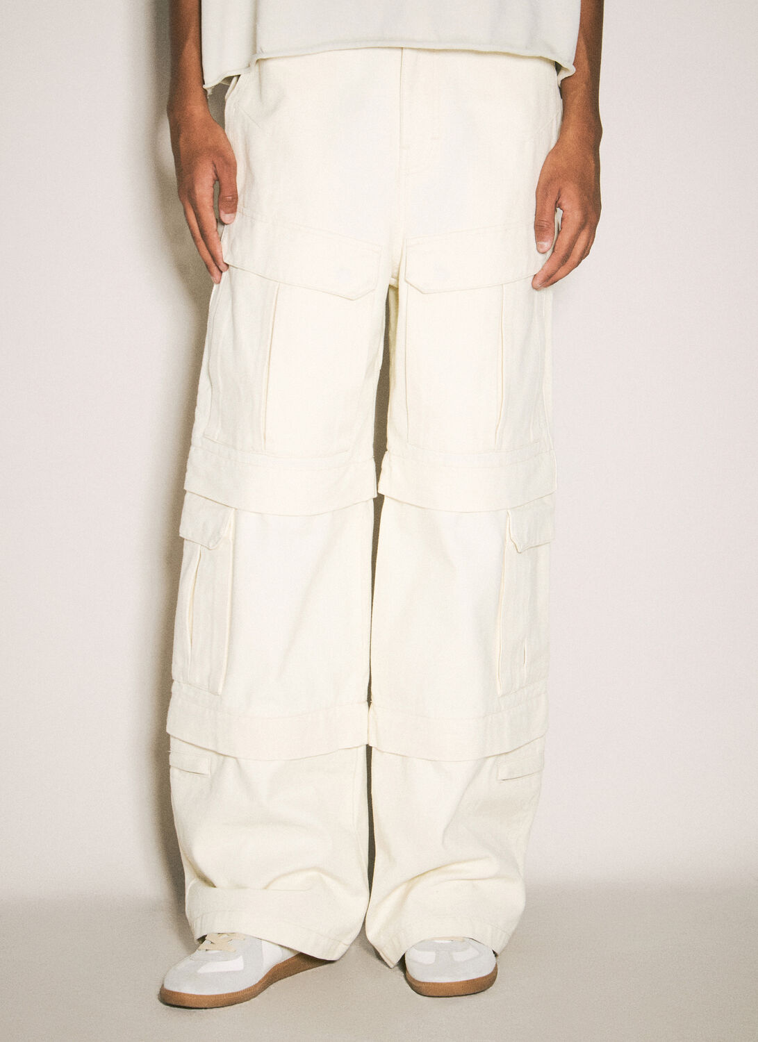 Entire Studios Cotton Canvas Cargo Pants In Cream