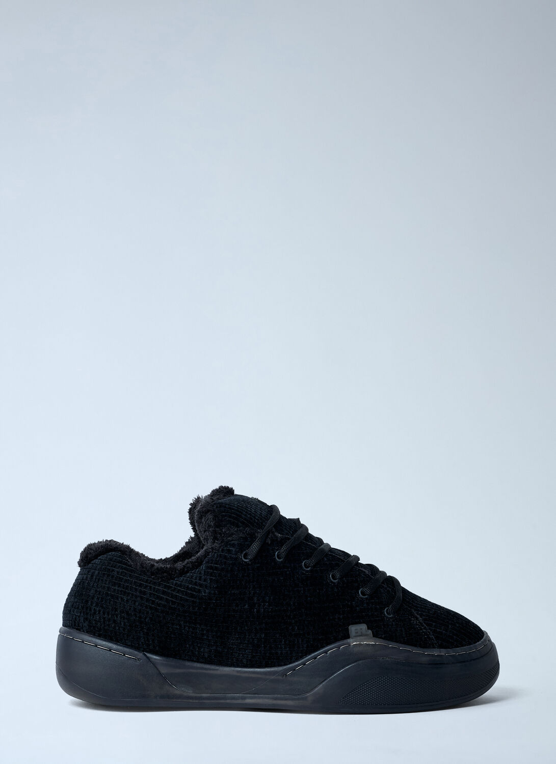 Erl Vamp Sneakers In Black