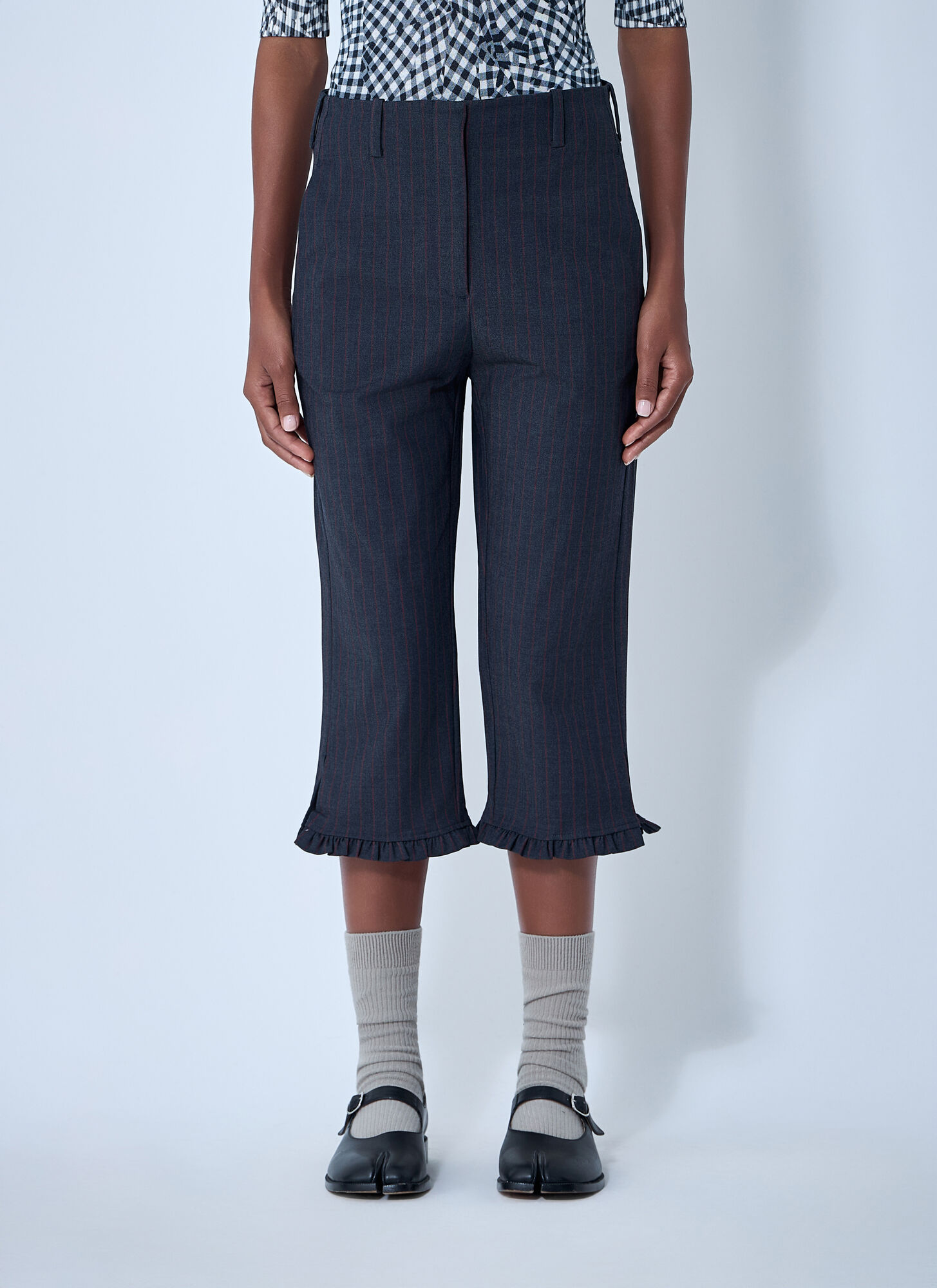 GANNI Stretch Stripe Capri Pants - Woman Pants Grey It - 38　GANNI ストレッチ ストライプ カプリ パンツ - 女性パンツ グレー It - 38 GANNI