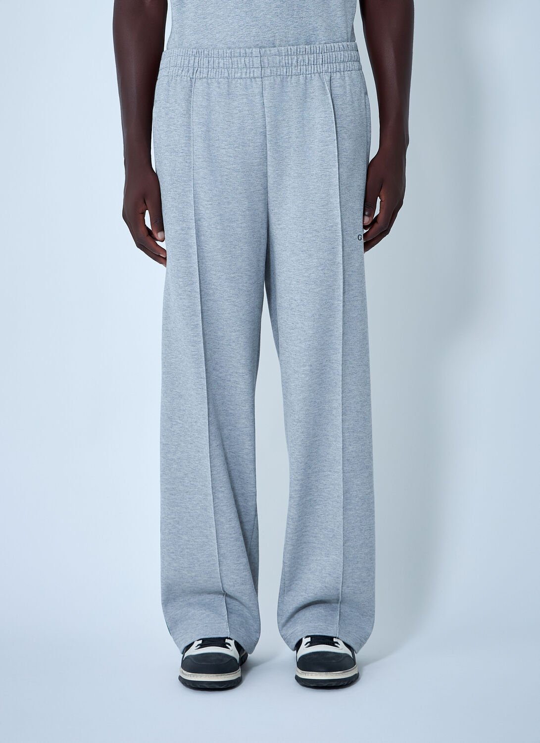 Gucci Men Logo Motif Track Pants In Gray