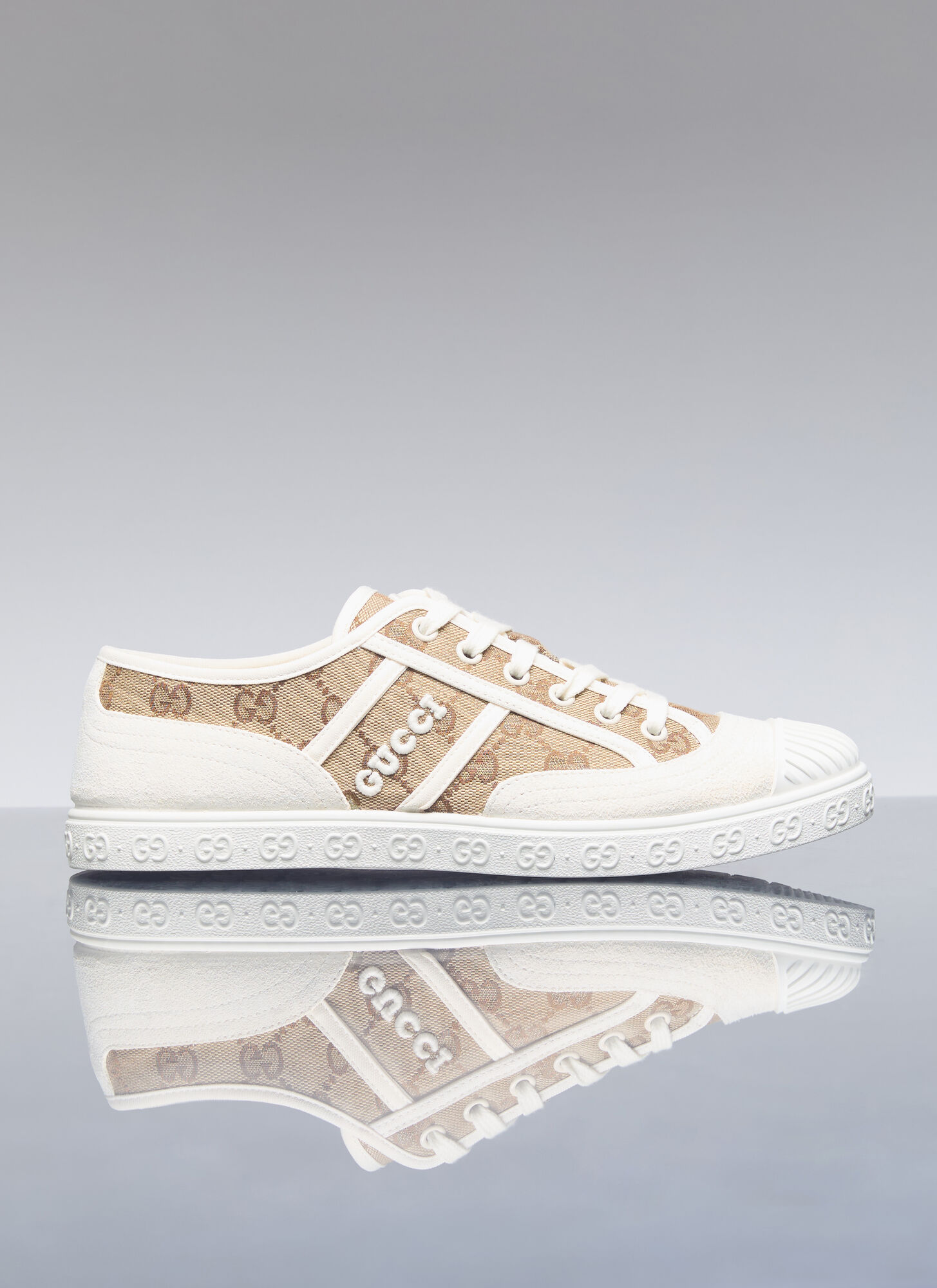 Gucci Beige And White Skeakers With Logo Detail In Gg Supreme Canvas Woman In Animal Print