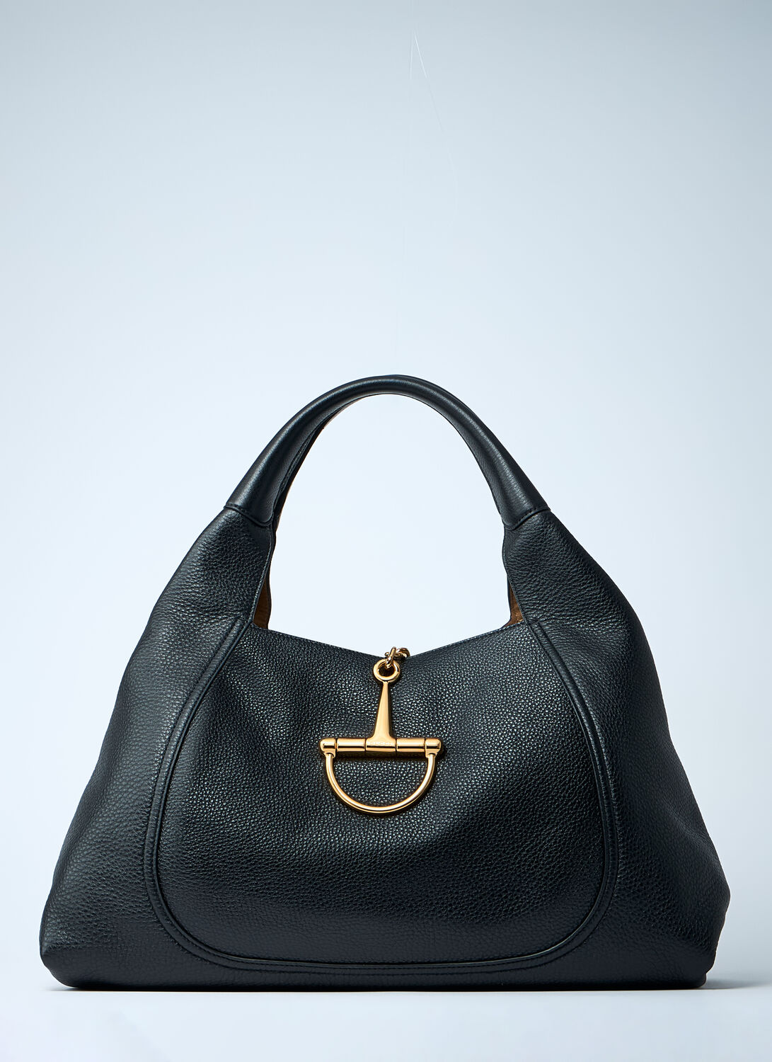 Gucci Maxi Softbit Shoulder Bag In Black
