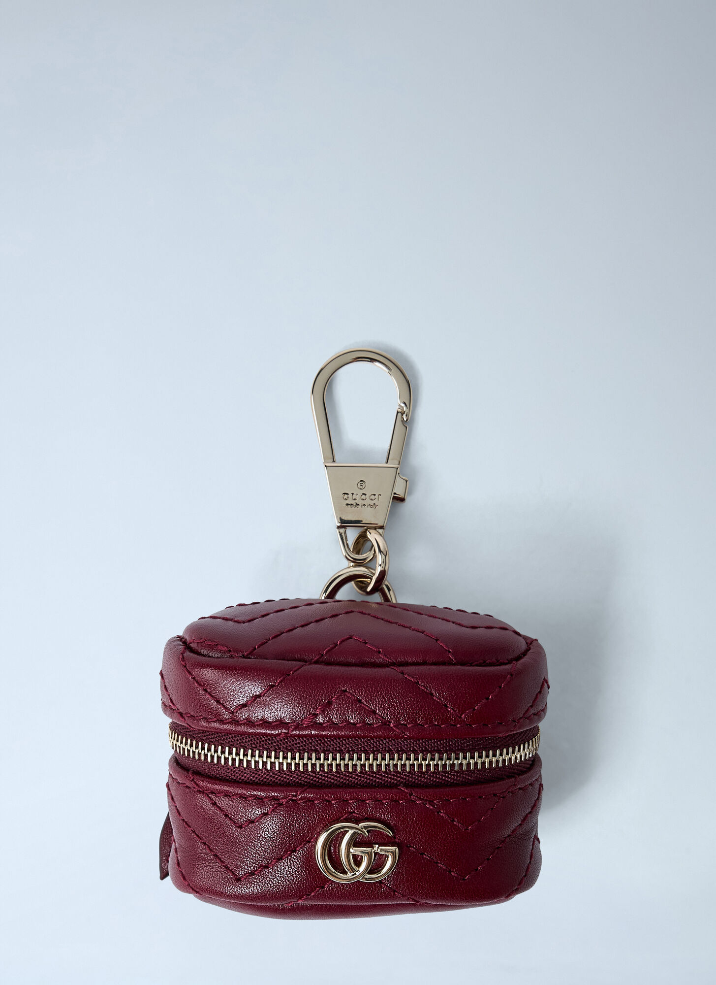 GUCCI Gucci Gg Marmont Airpods Holder - Woman Keyrings Bordeaux One Size　グッチ GG マーモント Airpods ホルダー - 女性 キーホルダー ボルドー フリーサイズ