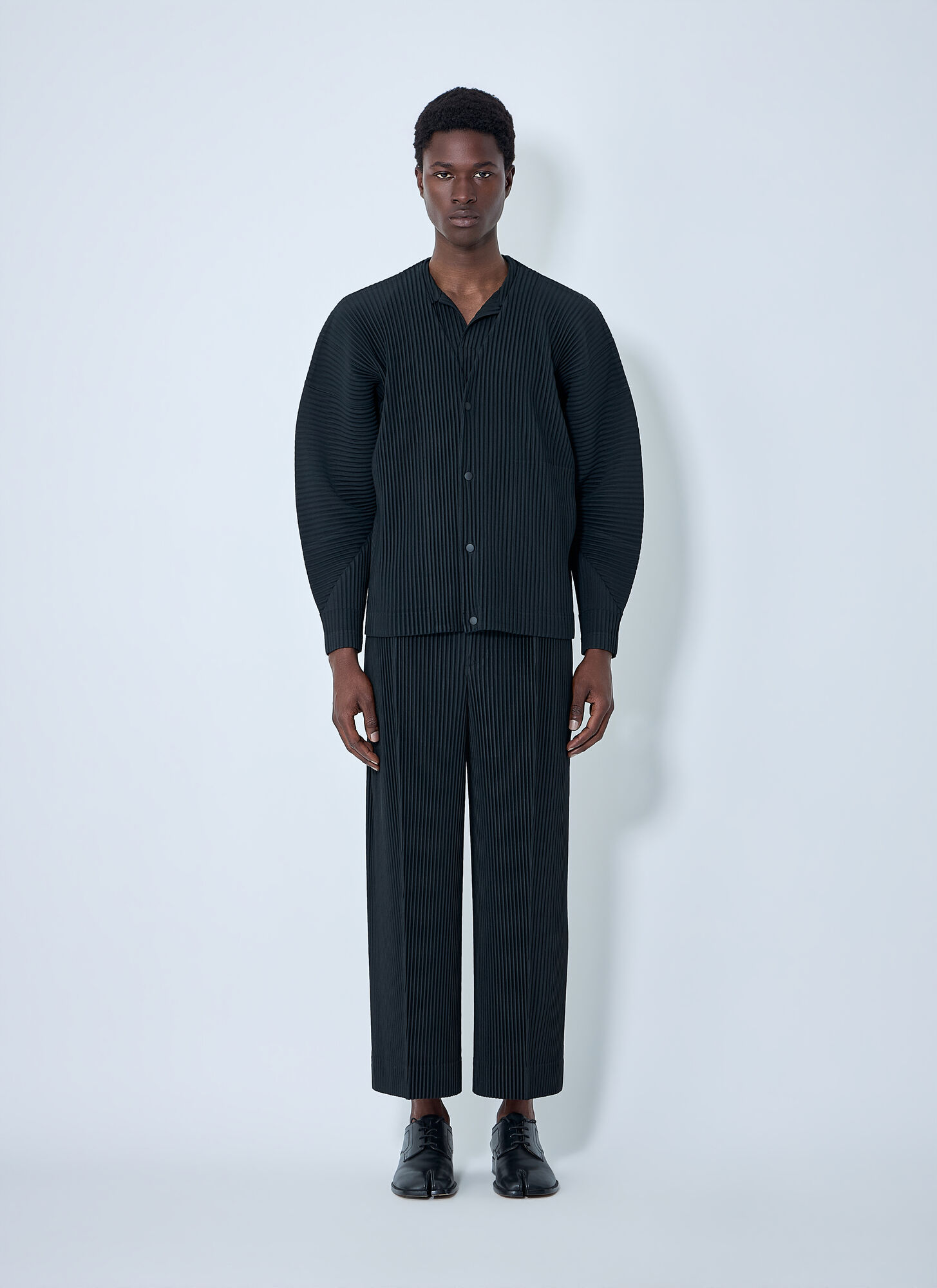  Homme Plissé Issey Miyake Homme Plissé Issey Miyake Pleated Button-up Jacket - Mann Jacken Black 2 