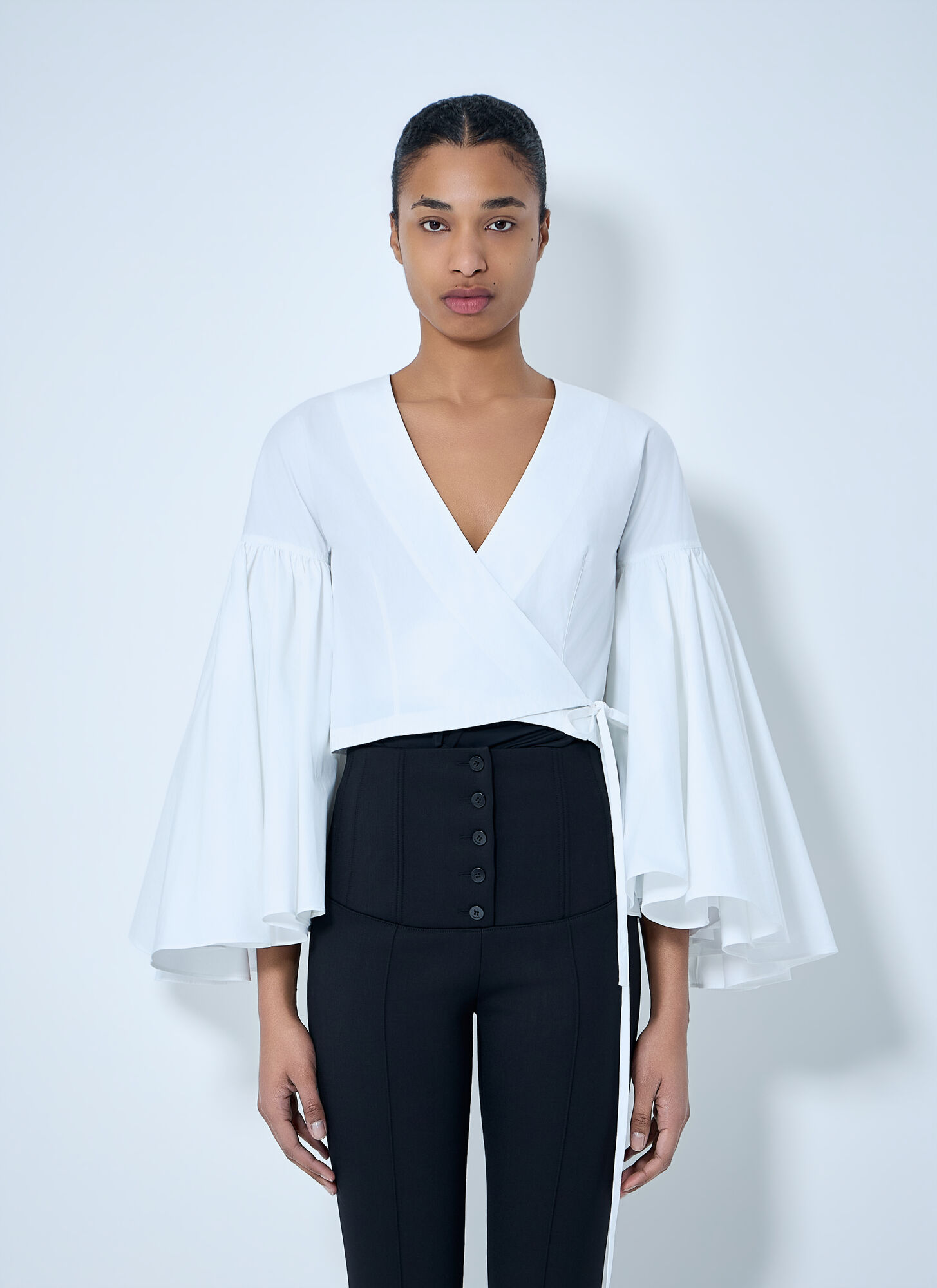 Jacquemus V-neck Wrap Blouse - Woman Tops White Fr - 36　Jacquemus V ネック ラップ ブラウス - 女性トップス ホワイト Fr - 36 Jacquemus