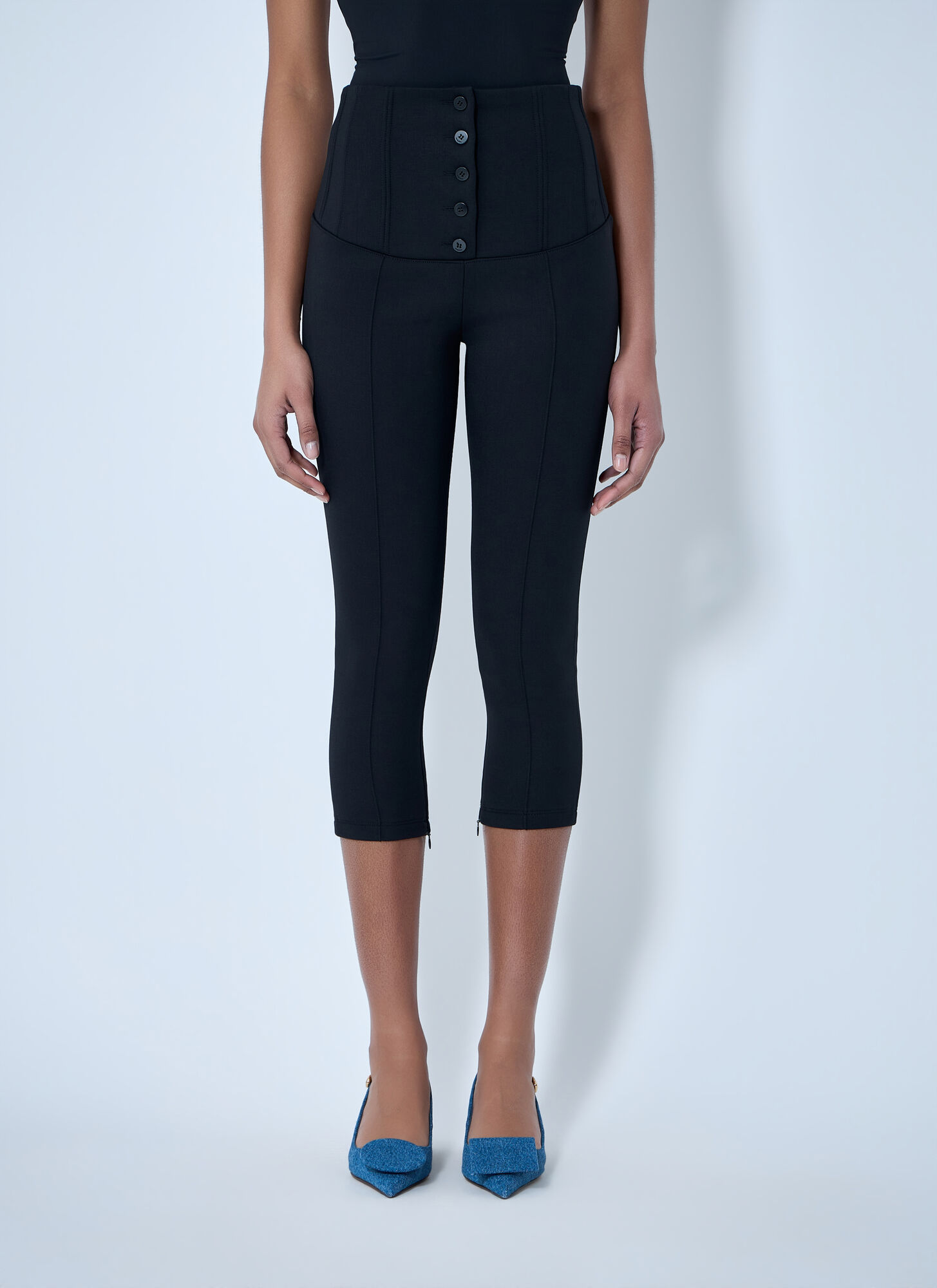 Jacquemus High-waisted Buttoned Cycling Pants - Woman Pants Black Fr - 40　Jacquemus ハイウエスト ボタン付きサイクリング パンツ - 女性パンツ ブラック Fr - 40 Jacquemus