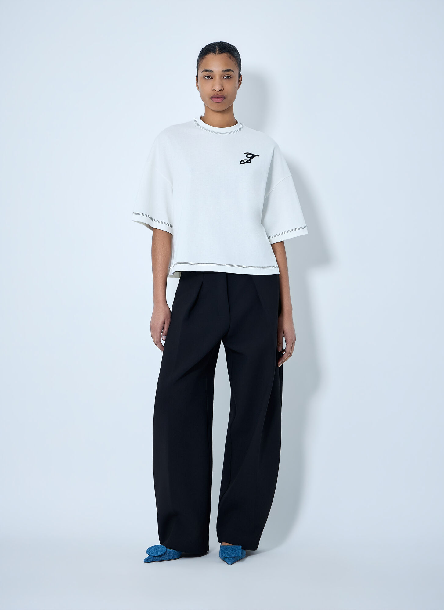  Jacquemus Jacquemus Logo Embroidered Boxy T-shirt - Frau T-shirts White Xs 