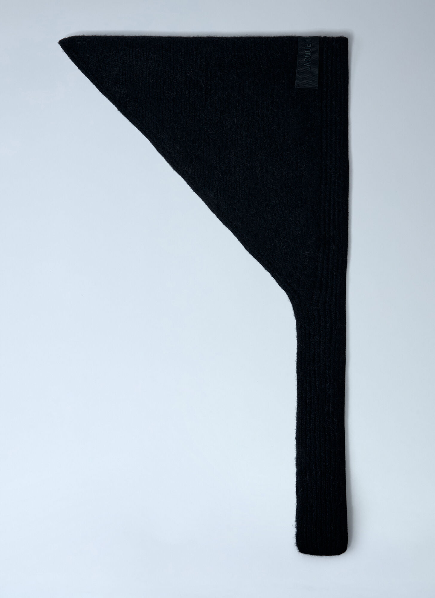 JACQUEMUS Jacquemus Le Chale Gros Grain Scarf -  Scarves Black One Size　Jacquemus Le Chale グログレイン スカーフ - スカーフ ブラック フリー サイズ