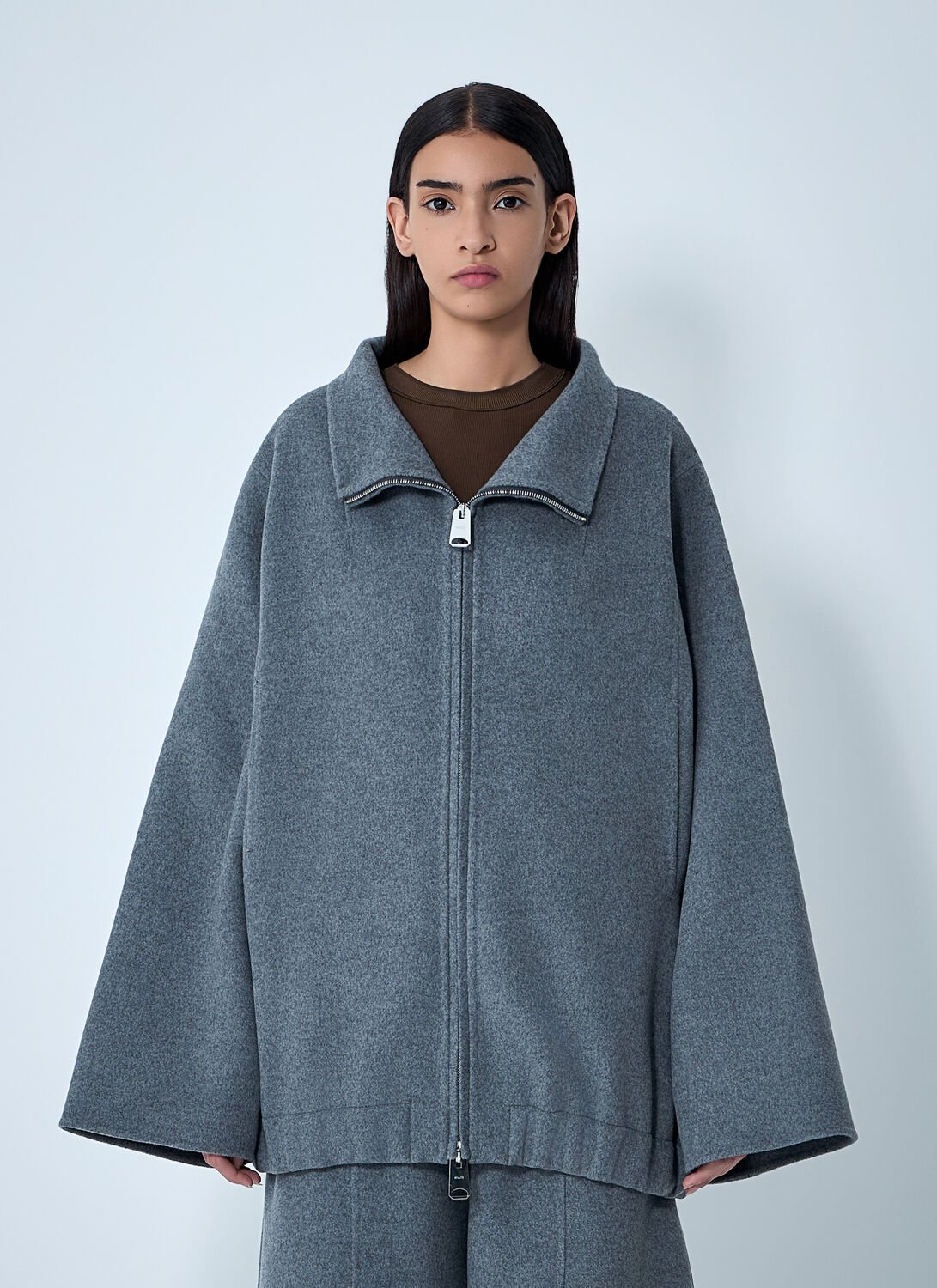Khaite Garret Jacket In Gray