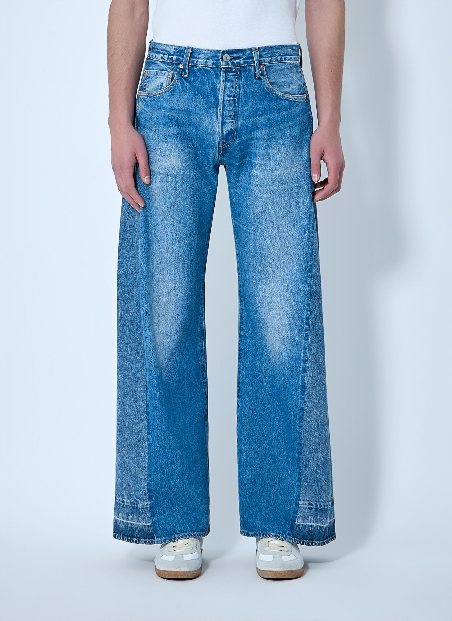 Levi's Men's Blue Wide-Leg Denim Jeans - Man Jeans 34