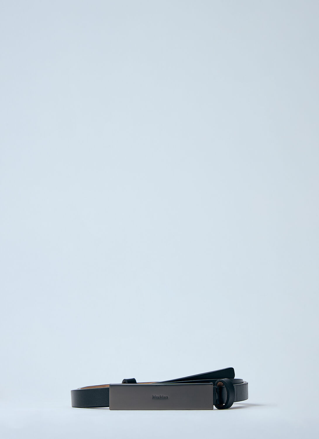 Max Mara Newplate 15 Leather Belt In Black