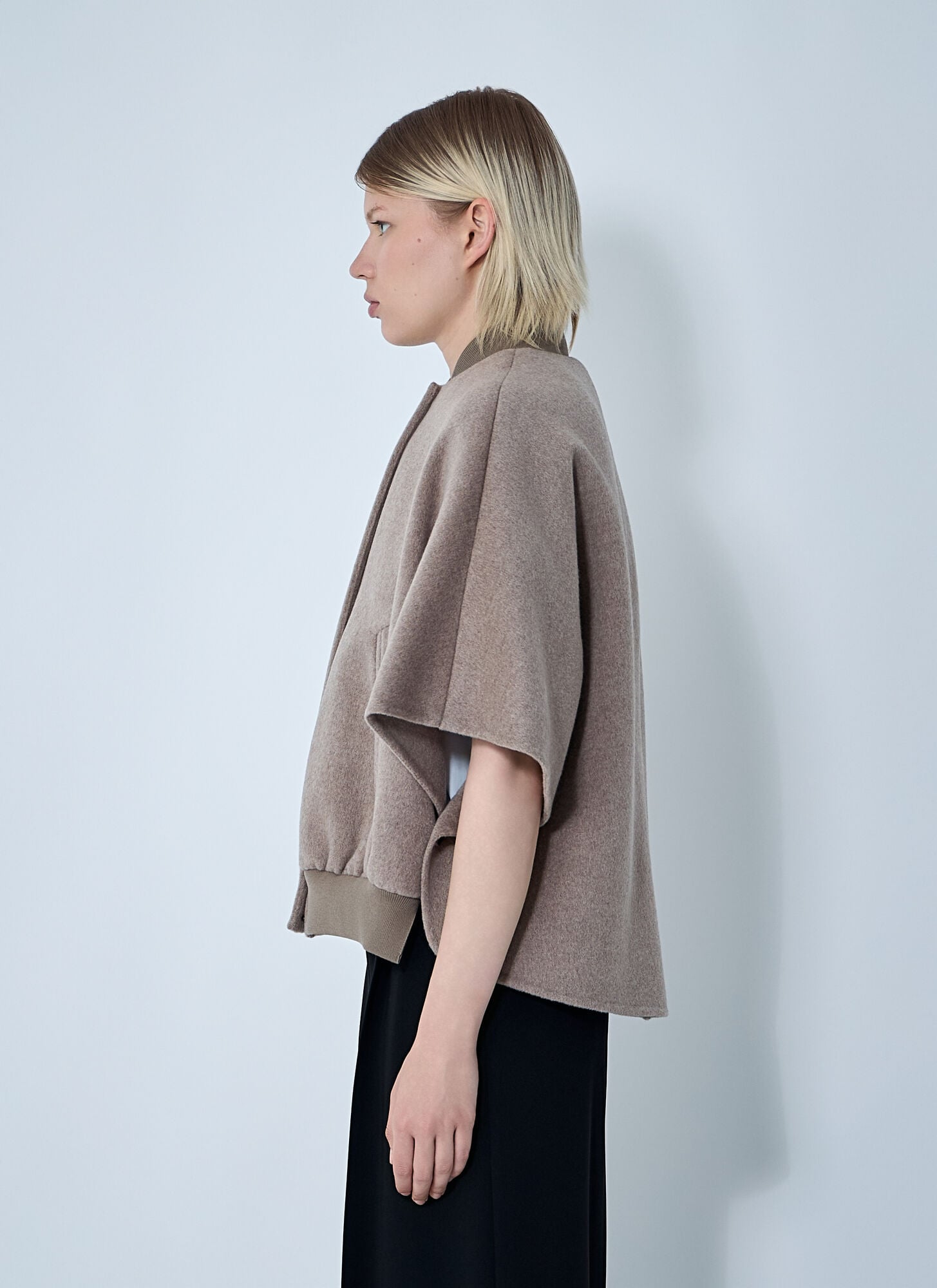  Max Mara Max Mara Cashmere Logo Motif Poncho - Frau Jacken Beige M - L 