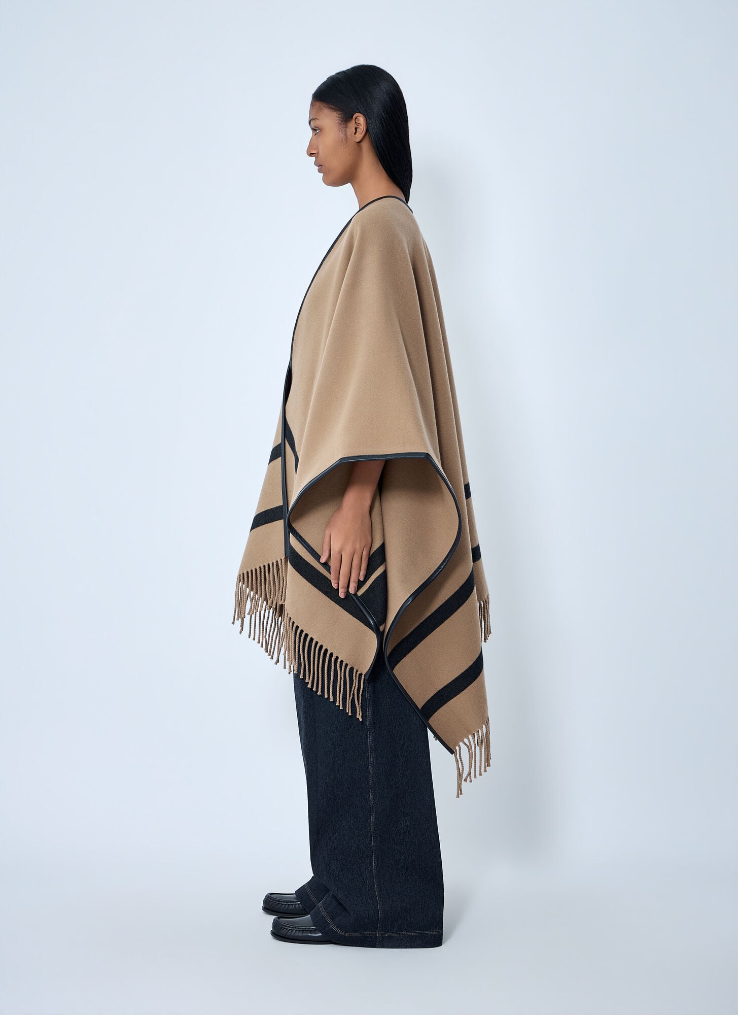  Max Mara Max Mara Logo Motif Poncho - Frau Scarves Camel One Size 