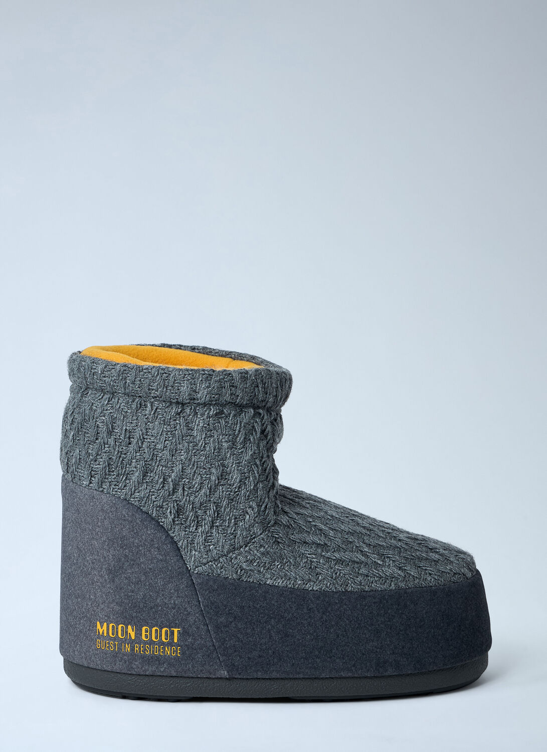 Moon Boot X Guest In Residence Icon Low Nolace Knit Boots In Gray