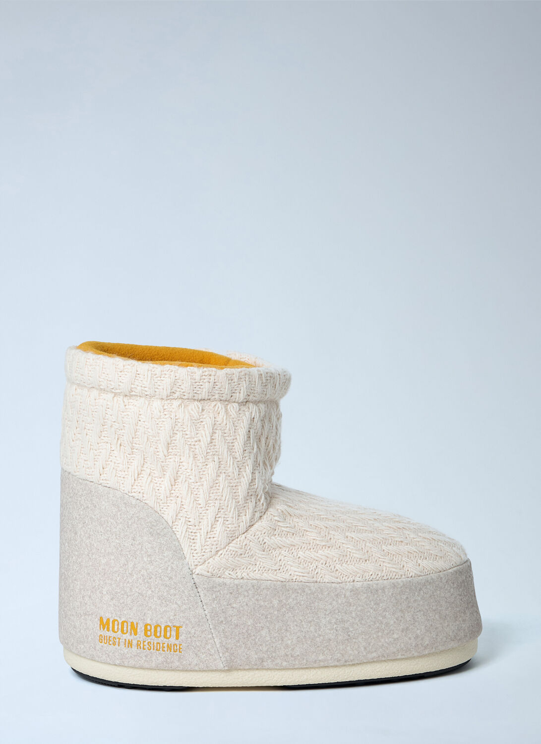 Moon Boot X Guest In Residence Icon Low Nolace Knit Boots In White