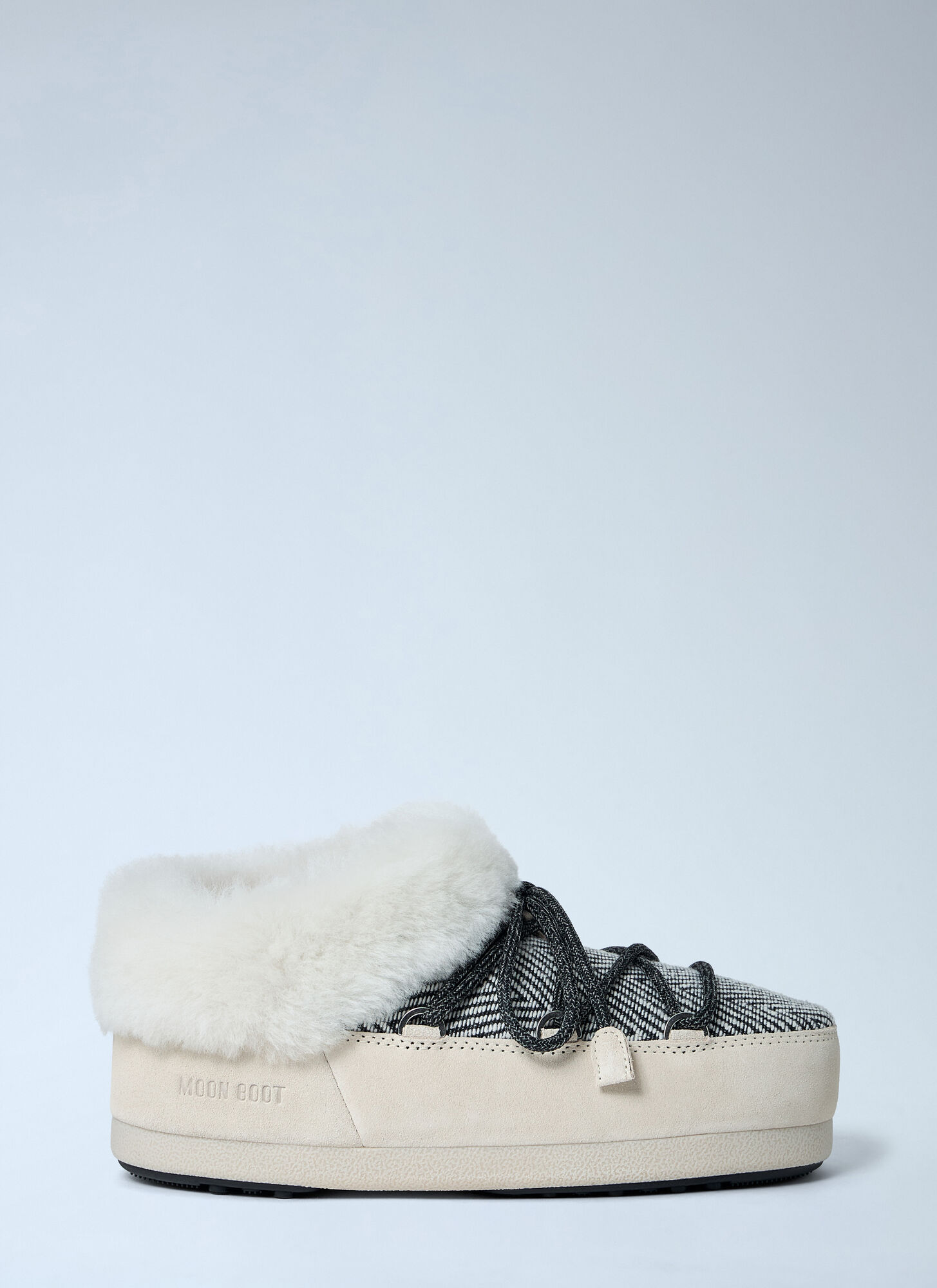 Moon Boot X Guest In Residence Unisex White Evx Chalet Mules - Slip Ons Eu 41 - 42