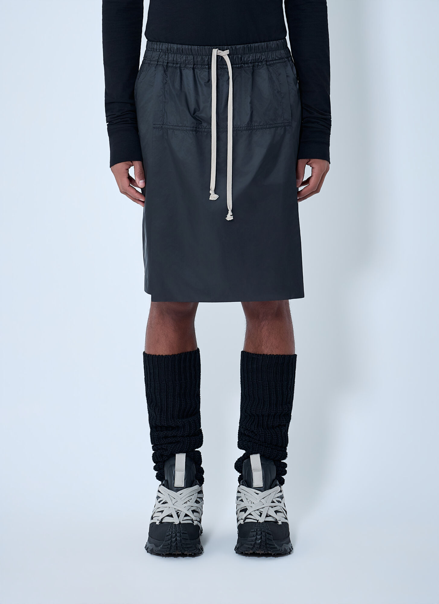 Moncler + Rick Owens Unisex Black Drawstring Midi Kilt Shorts - Shorts S