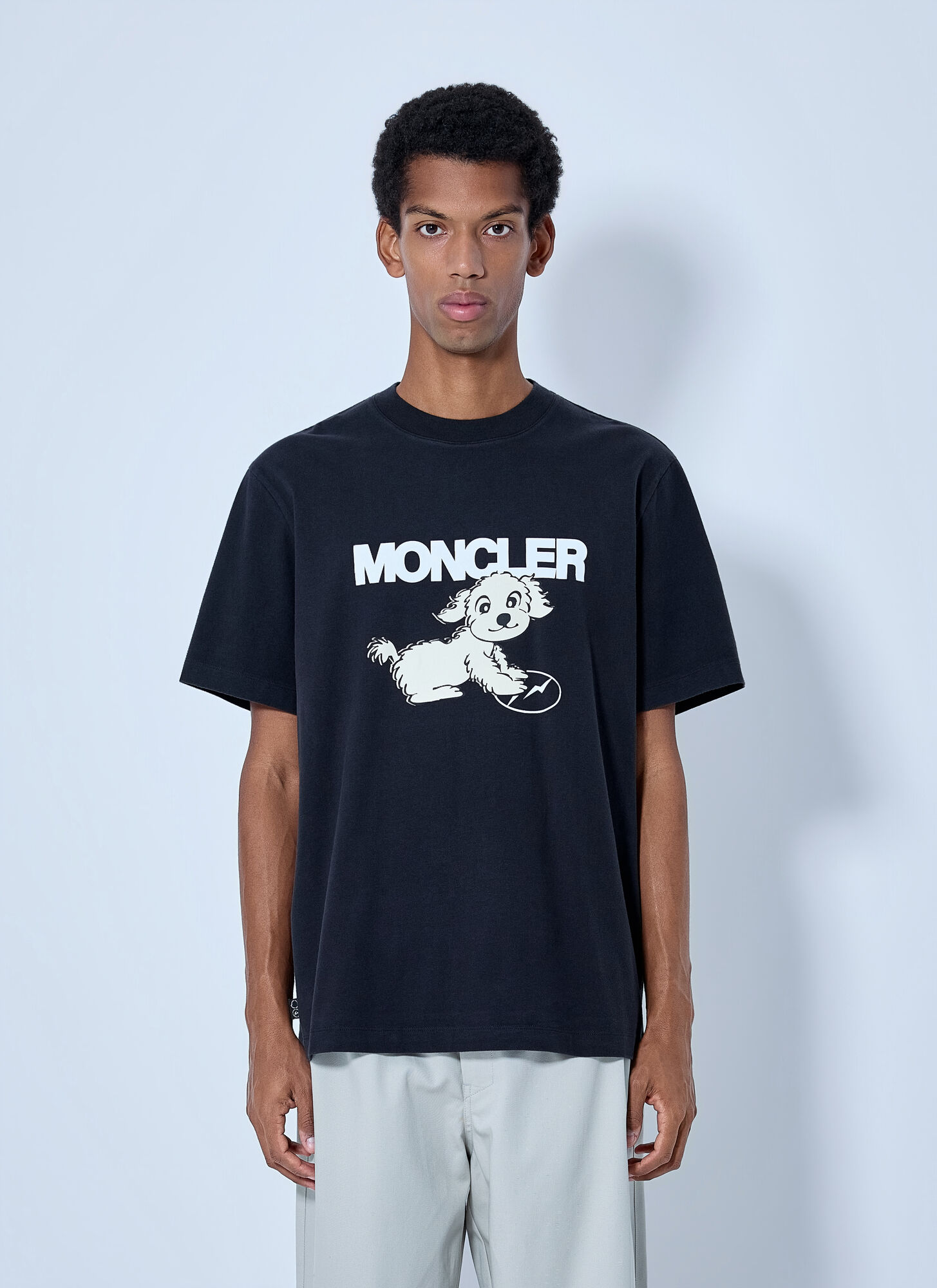 Moncler Dog Print Cotton T-Shirt for Men in Black, Size: M - Image 5