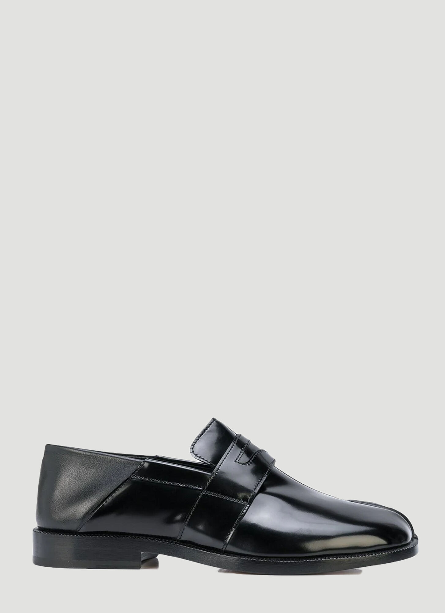 Maison Margiela Women's Black Tabi Leather Loafers - Woman Loafers Eu - 36