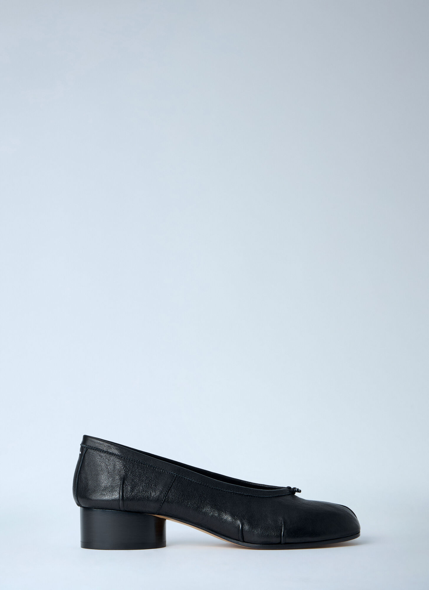 Maison Margiela Women's Black Tabi Ballerina Pumps - Woman Heels Eu - 37
