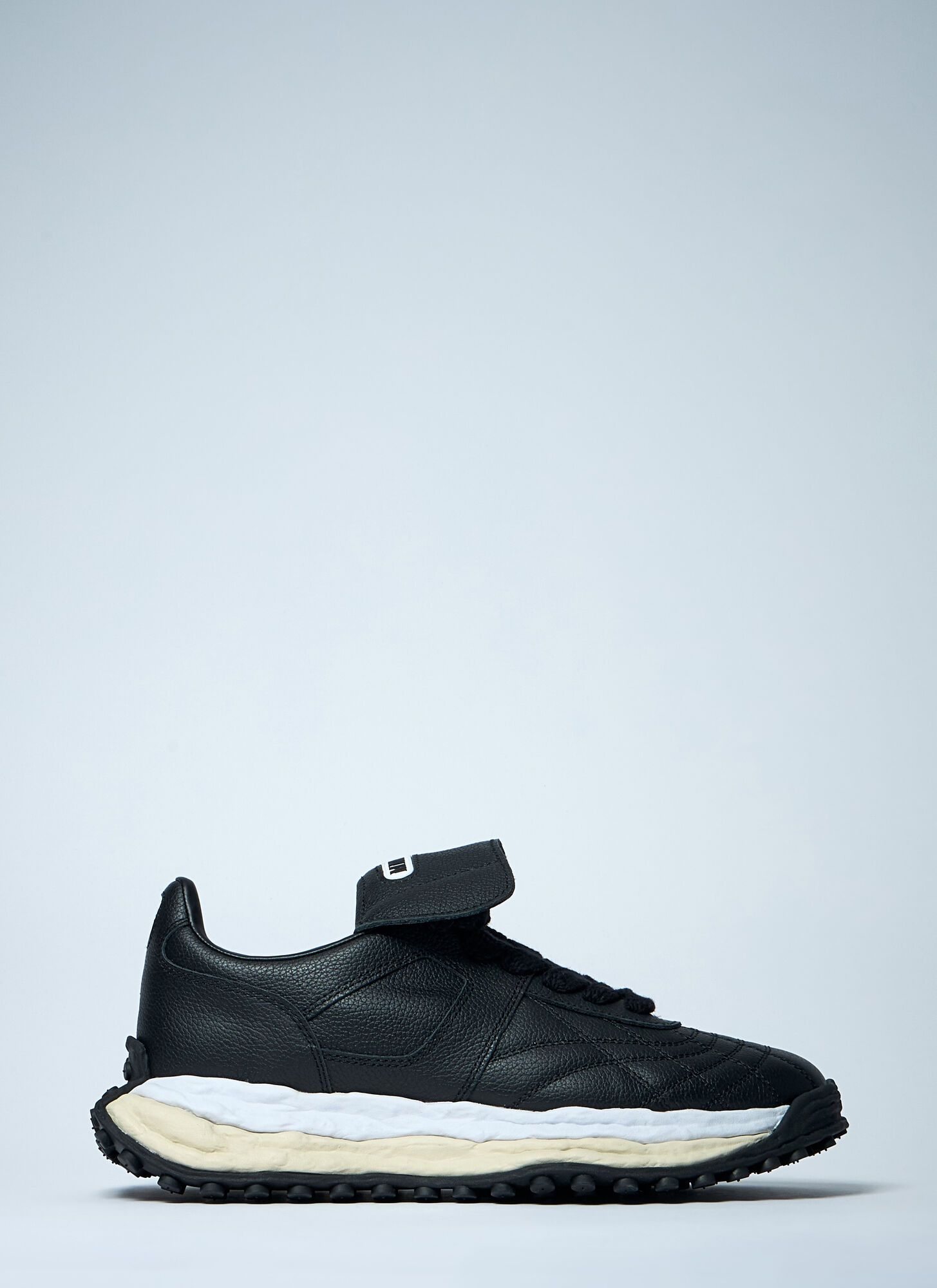 Miharayasuhiro Maison Mihara Yasuhiro Men Scott Sneakers In Black