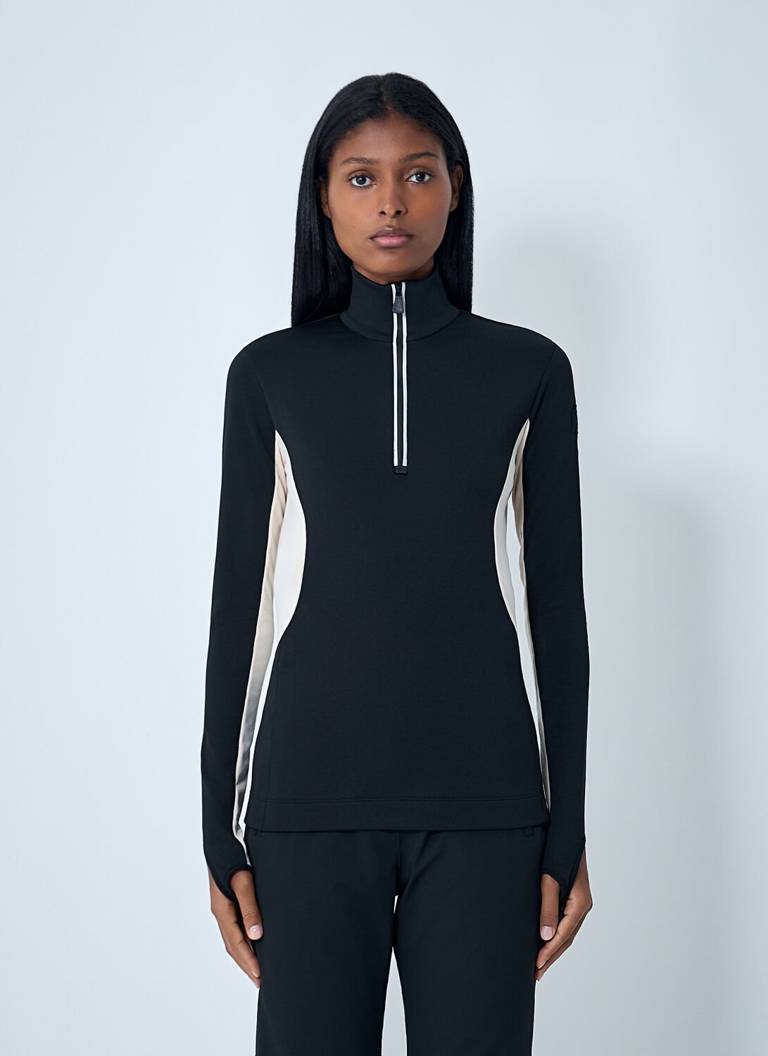 Moncler Logo Motif Ski Base Layer In Black