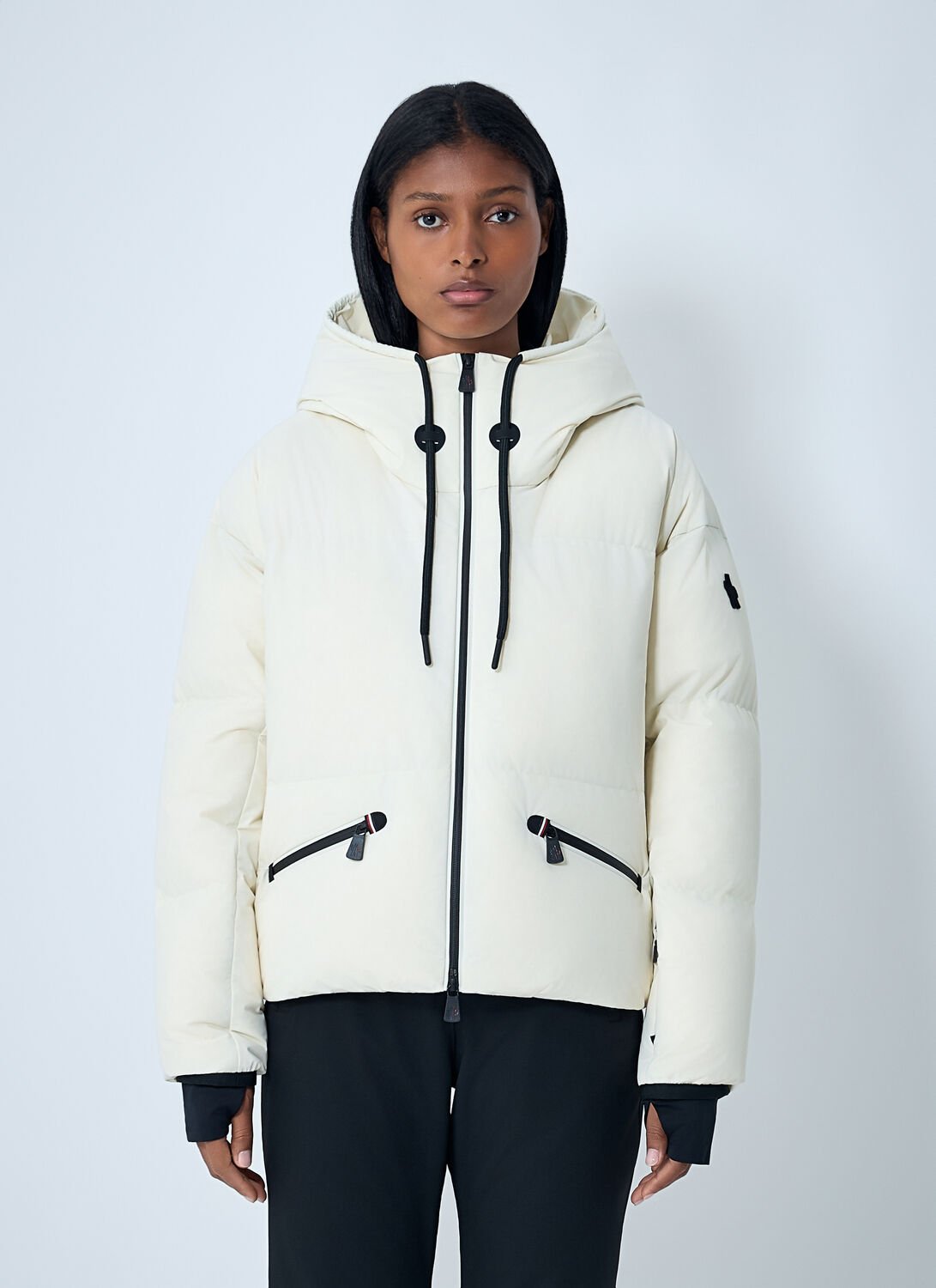 Moncler Allesaz Hooded Short Down Jacket In White