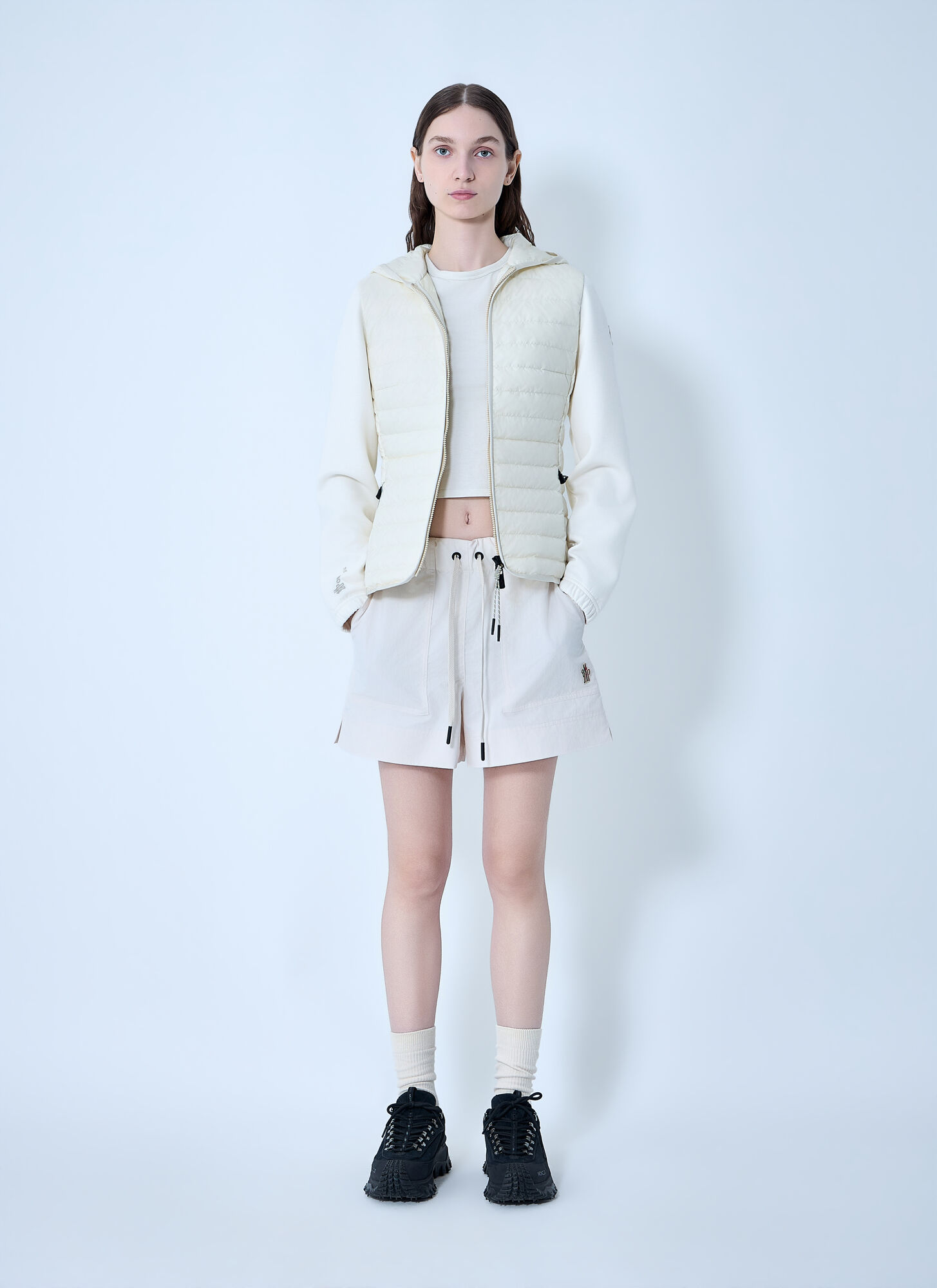  Moncler Grenoble Moncler Grenoble Drawstring Shorts - Frau Shorts White S 