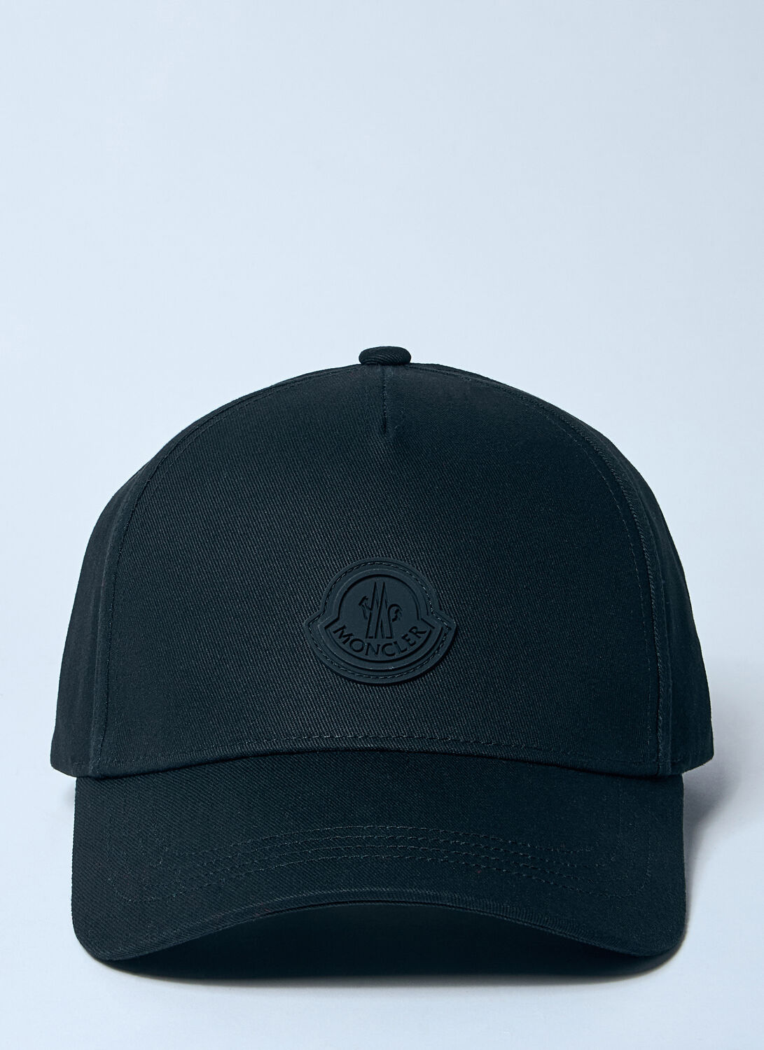 Moncler Men Logo Patch Baseball Cap In Black