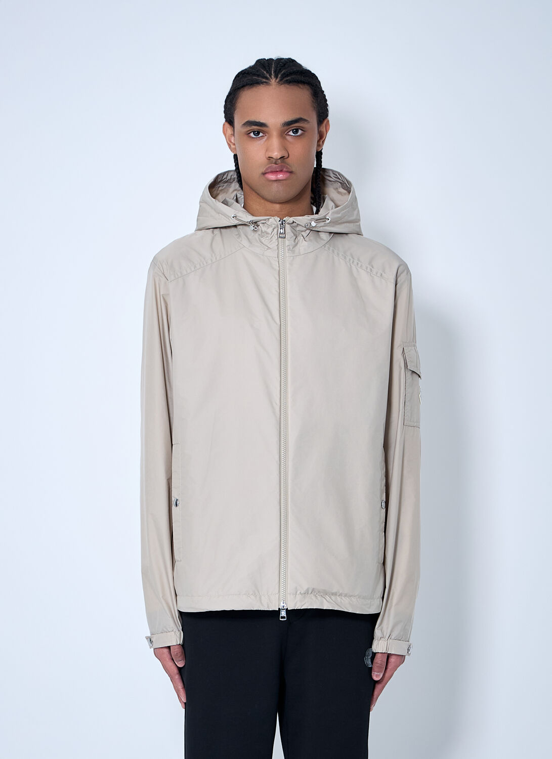 Moncler Etiache Hooded Windbreaker Jacket In Beige