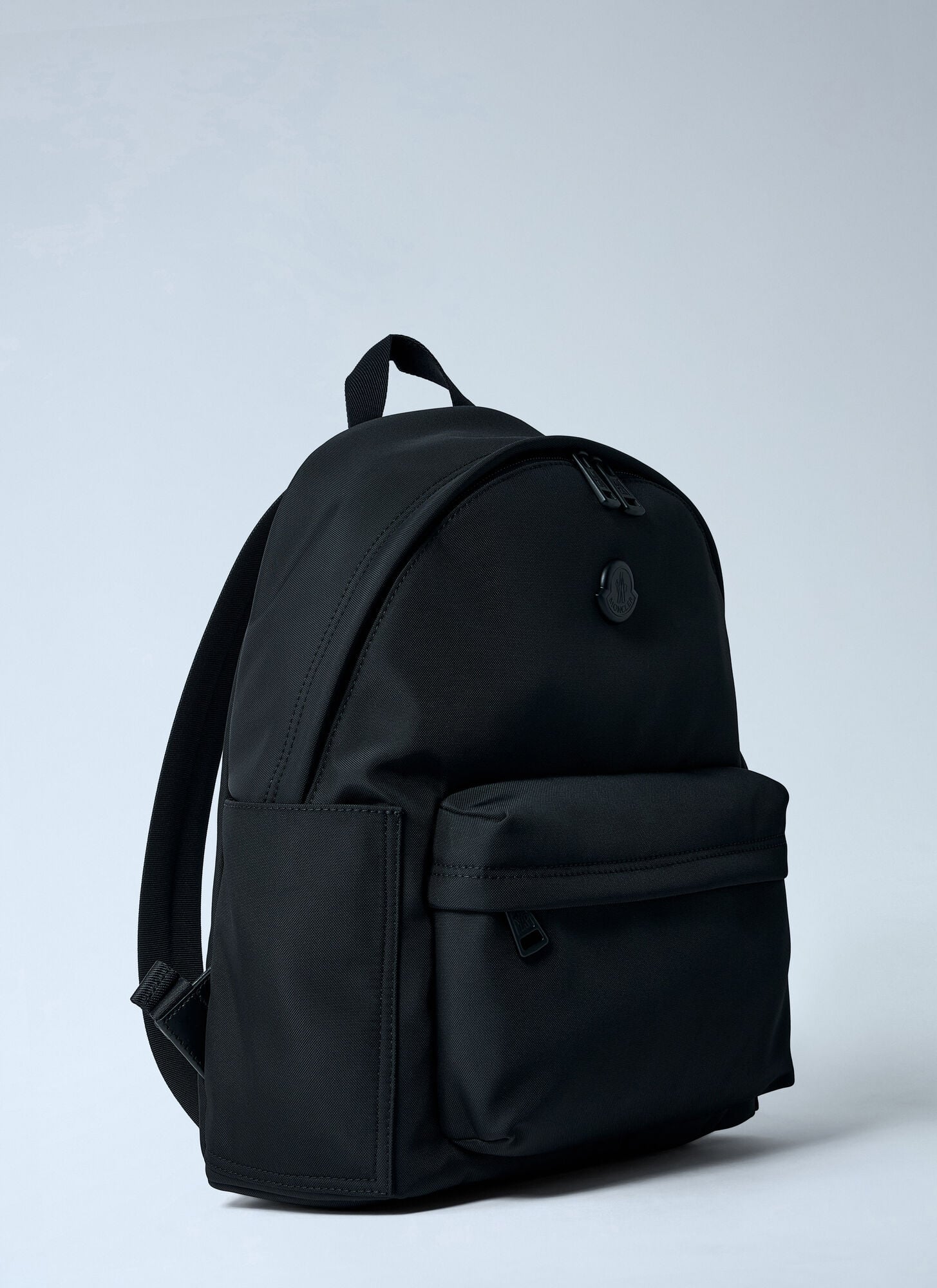  Moncler Moncler New Pierrick Metal Logo Backpack - Mann Rucksäcke Black One Size 