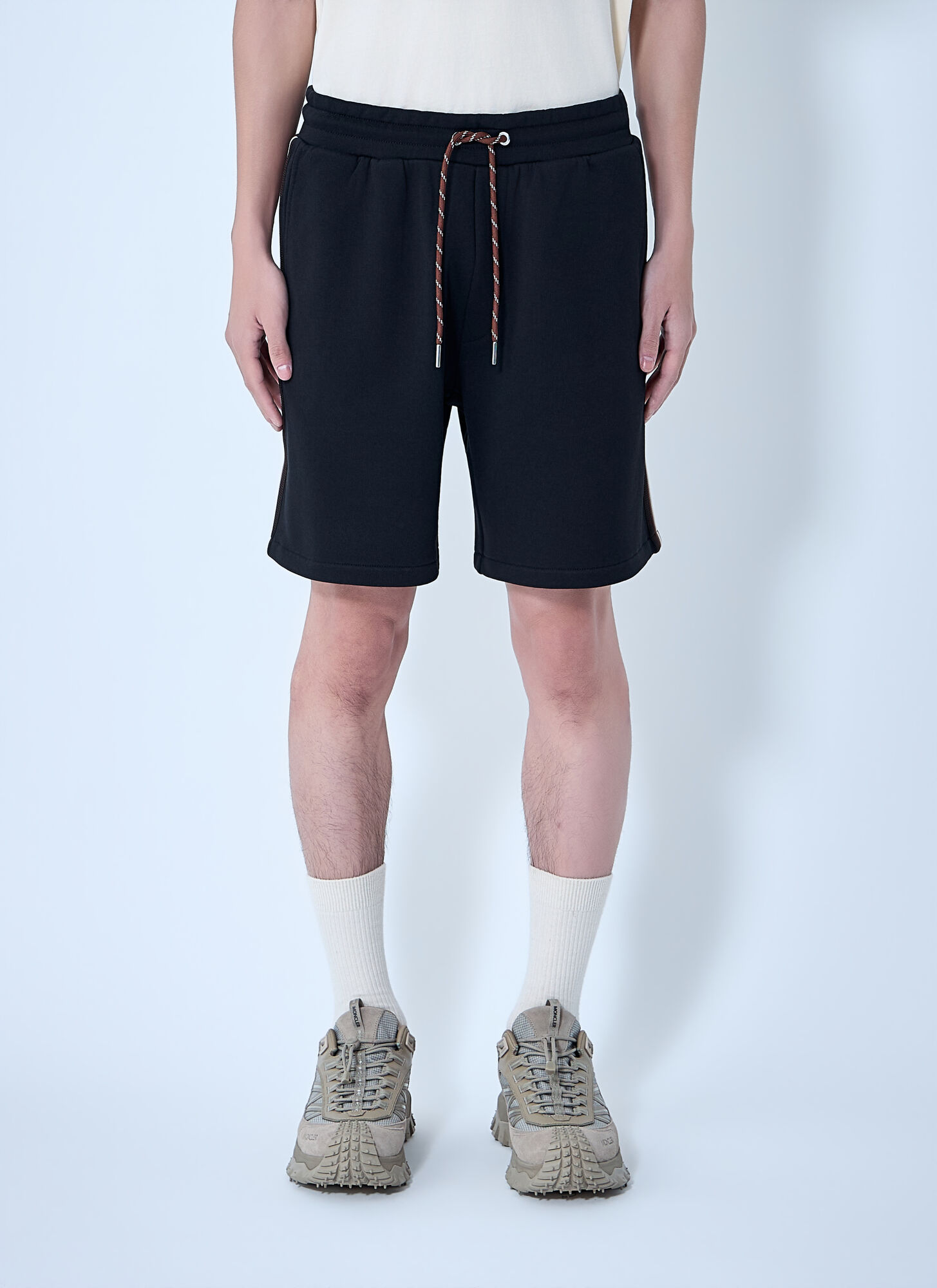 MONCLER Moncler Drawstring Jersey Shorts - Man Shorts Black Xl　モンクレール ドローストリング ジャージ ショーツ - マン ショーツ ブラック XL